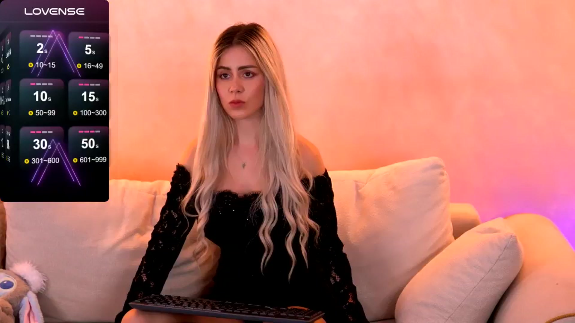 Gallery image thumbnail from KylieBenton's myfreecams stream on, 09/18/2025, 10:35 image 6 of 20