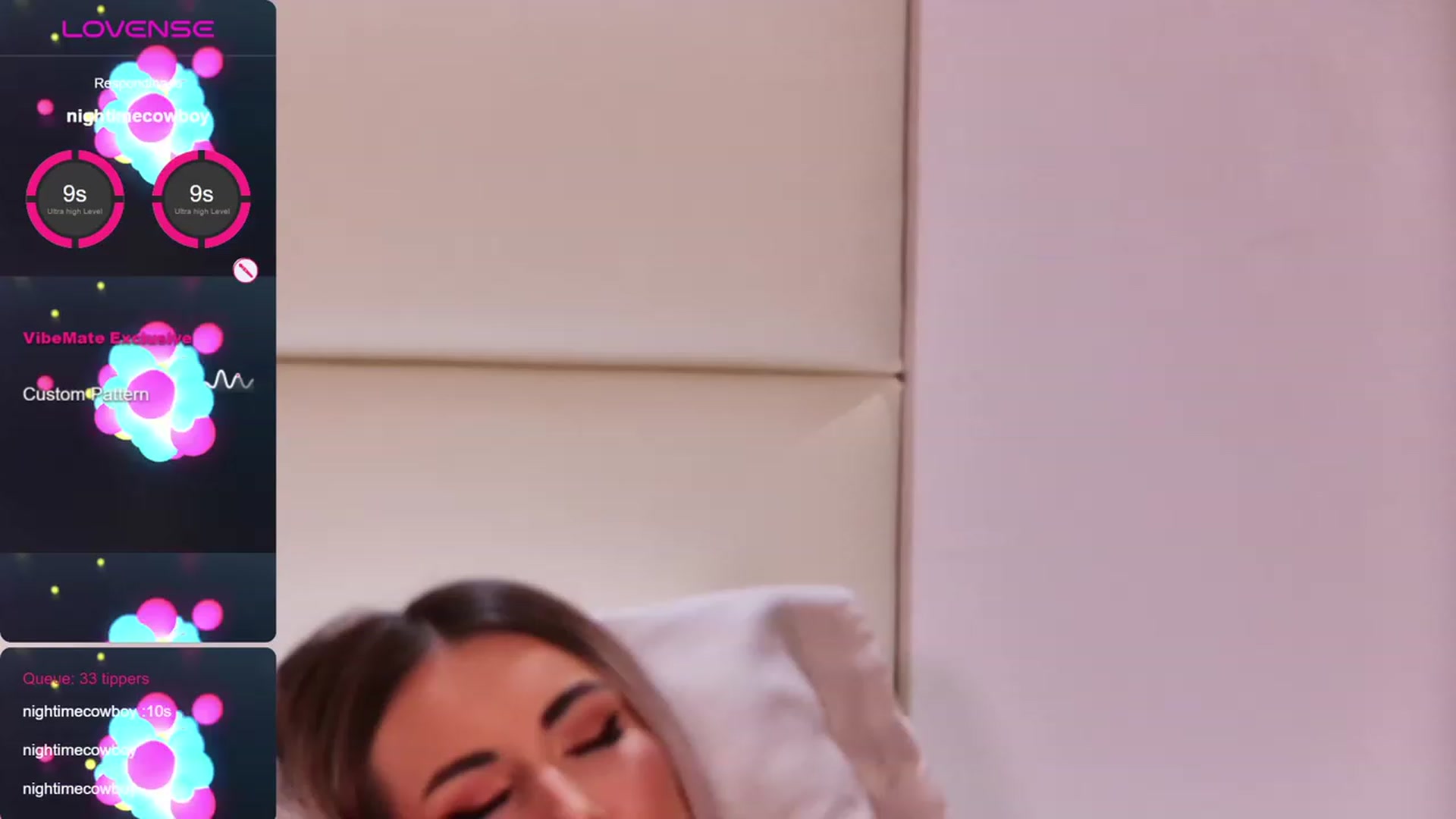 Gallery image thumbnail from KylieBlaze's myfreecams stream on, 12/14/2023, 23:21 image 4 of 20