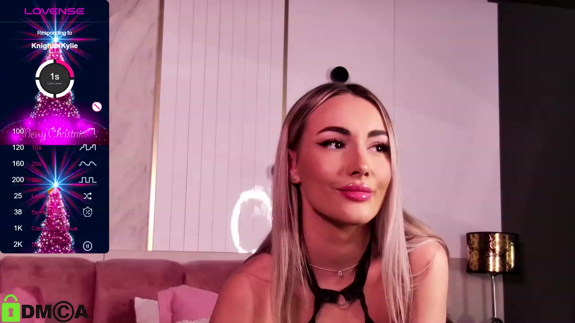 Gallery image thumbnail from KylieBlaze's myfreecams stream on, 12/28/2023, 21:43 image 16 of 20