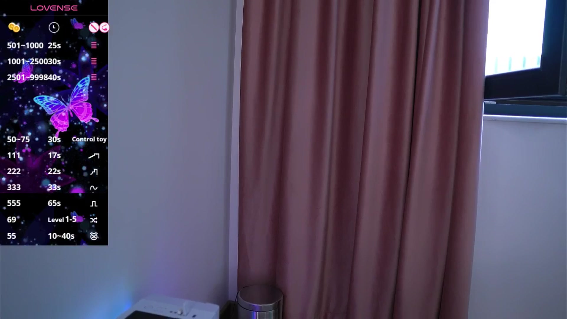 Gallery image thumbnail from KylieJoyce's myfreecams stream on, 04/16/2025, 13:05 image 13 of 20