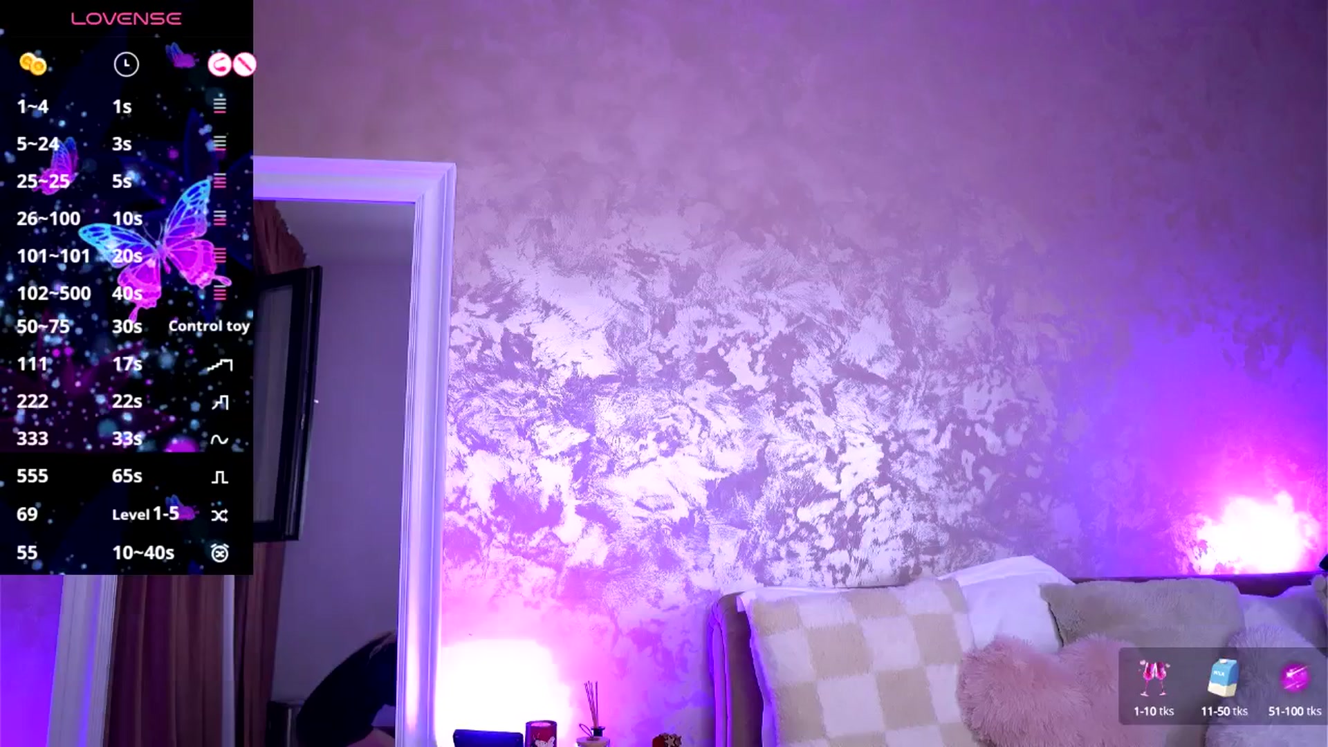 Gallery image thumbnail from KylieJoyce's myfreecams stream on, 04/29/2025, 24:39 image 12 of 20