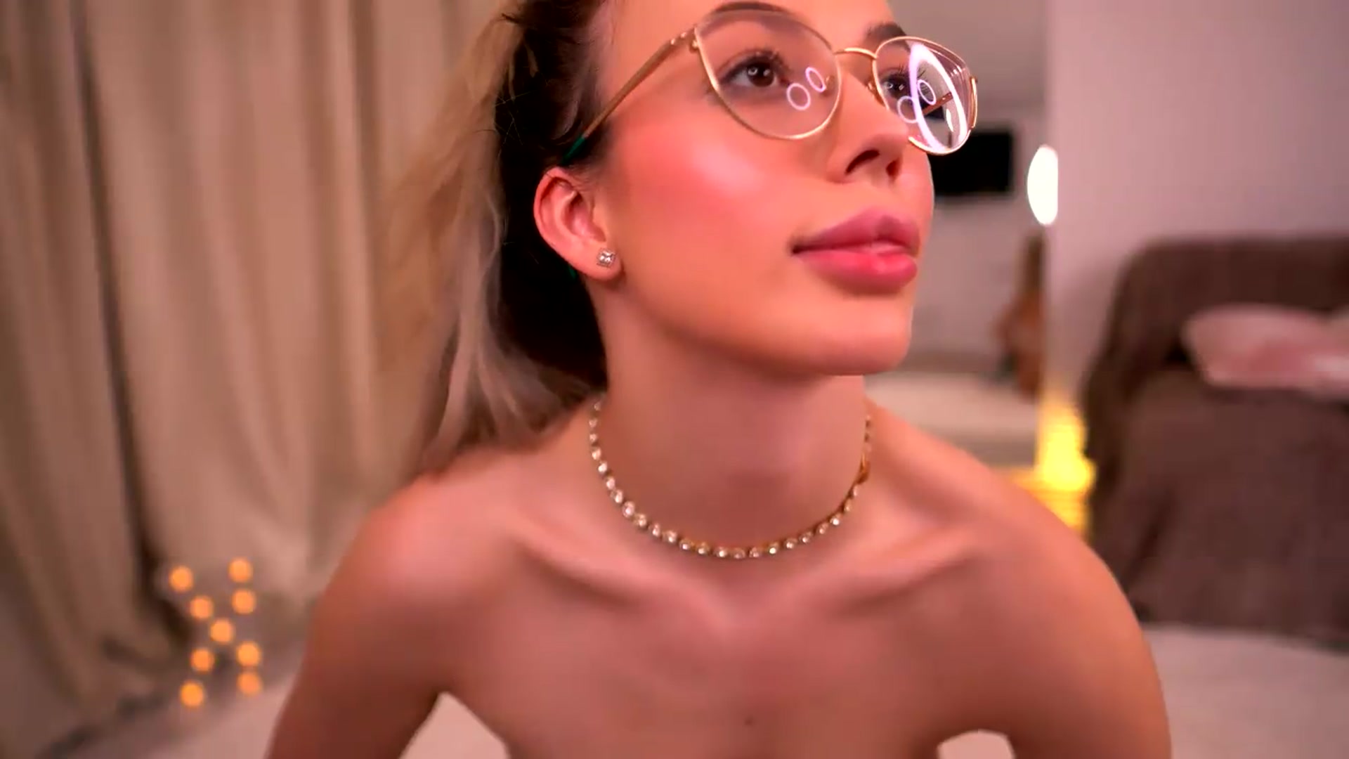 Gallery image thumbnail from KylieJoyce's myfreecams stream on, 06/12/2026, 03:01 image 19 of 20