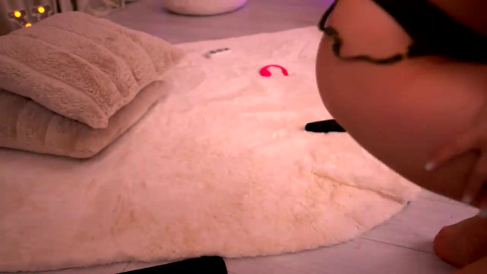 Gallery image thumbnail from KylieJoyce's myfreecams stream on, 07/19/2026, 02:17 image 12 of 20