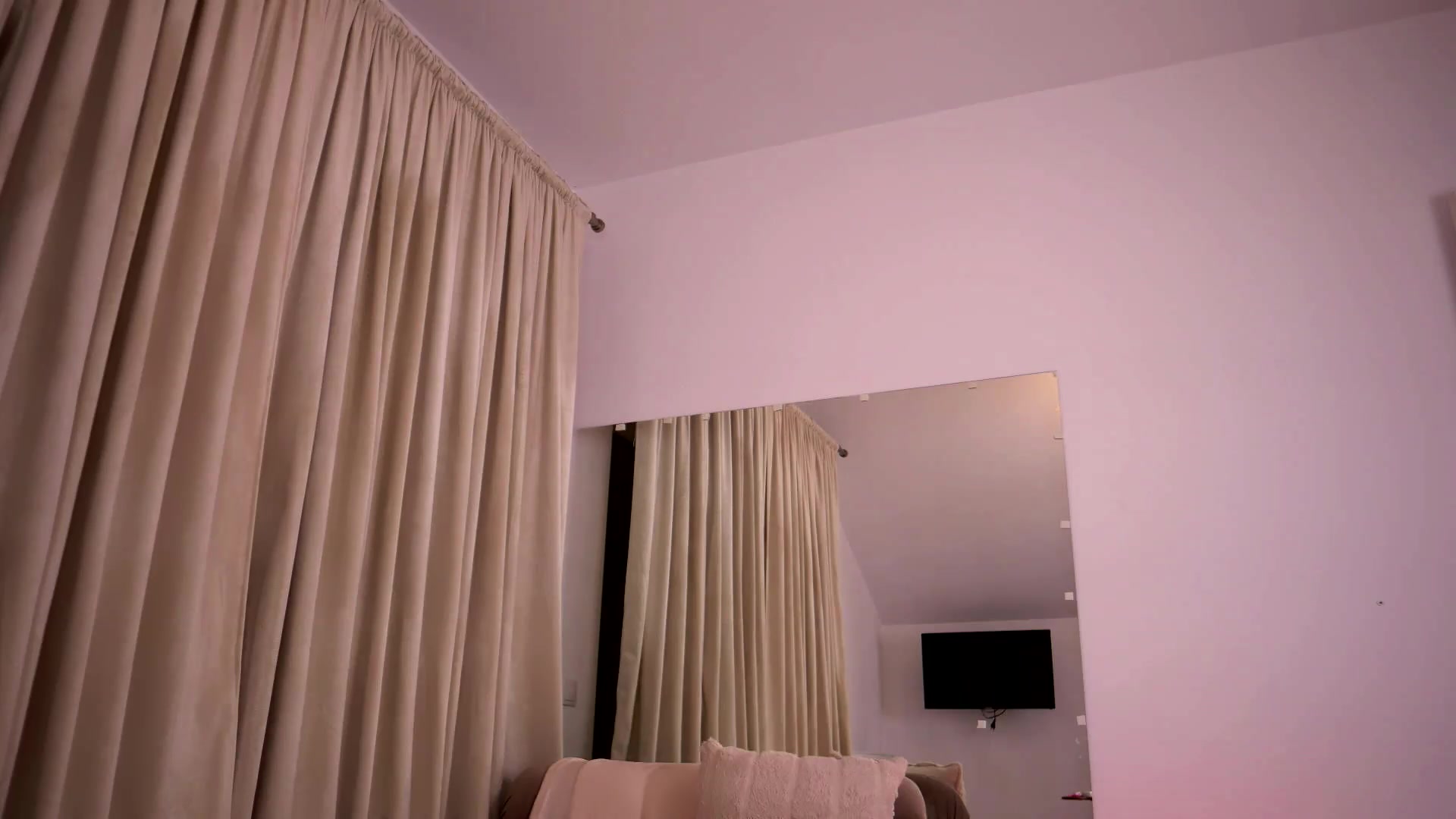 Gallery image thumbnail from KylieJoyce's myfreecams stream on, 07/29/2026, 24:00 image 20 of 20