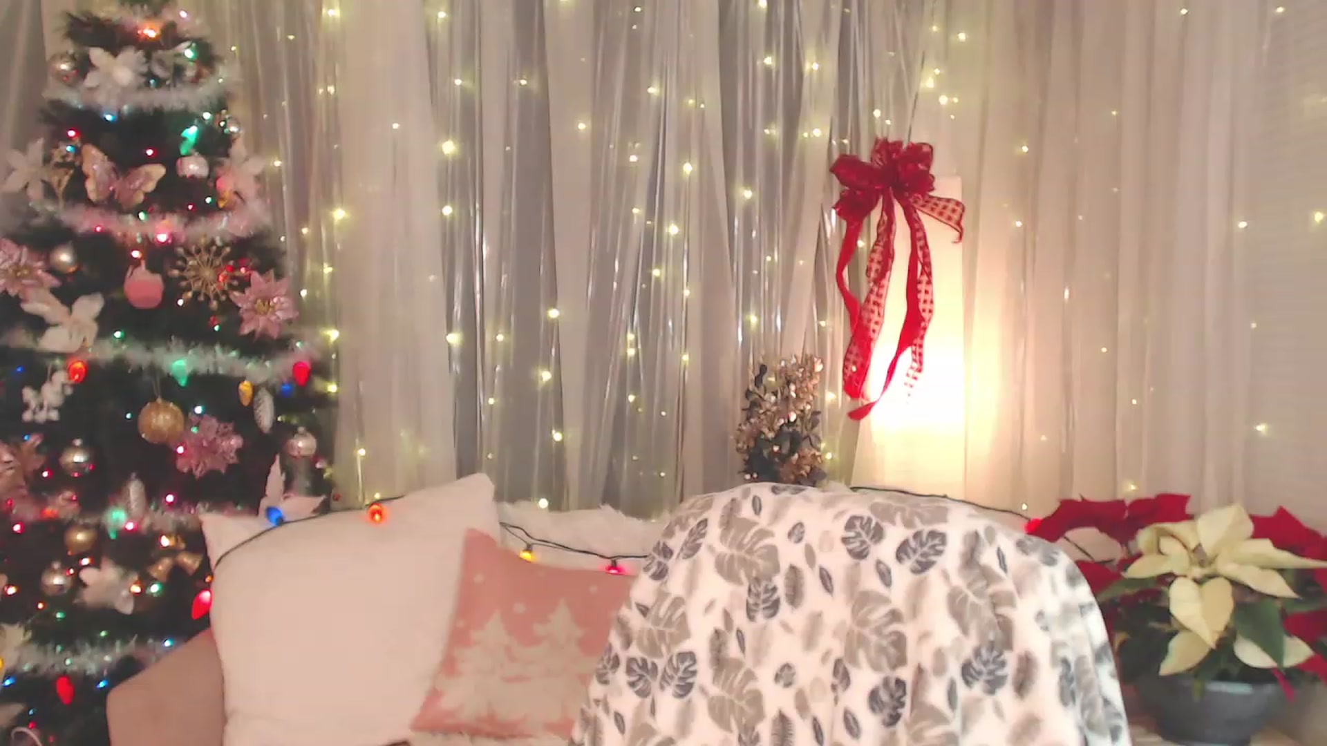 Gallery image thumbnail from KylieKohl's myfreecams stream on, 12/20/2022, 06:05 image 4 of 20