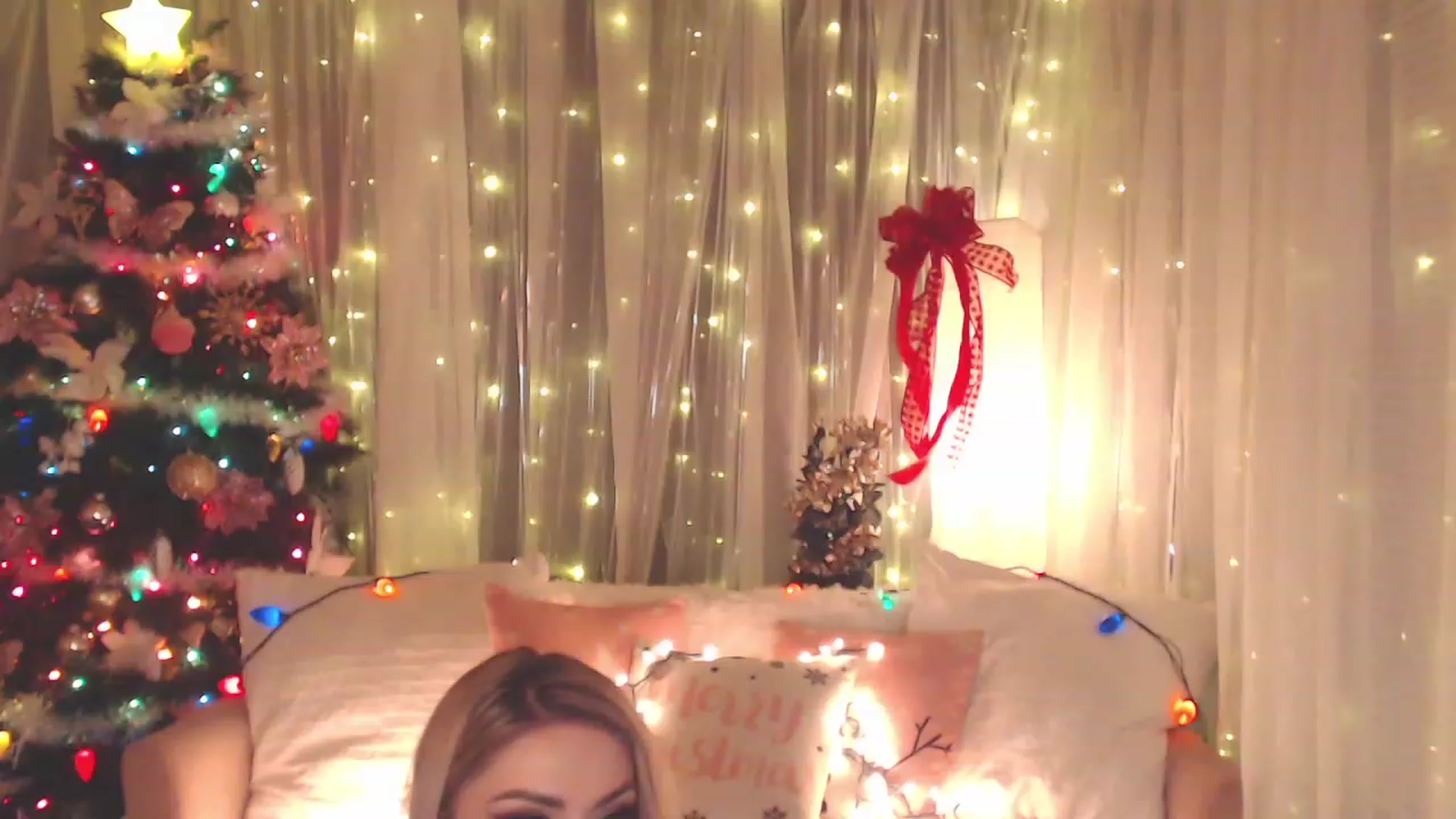 Gallery image thumbnail from KylieKohl's myfreecams stream on, 12/31/2022, 02:59 image 7 of 20