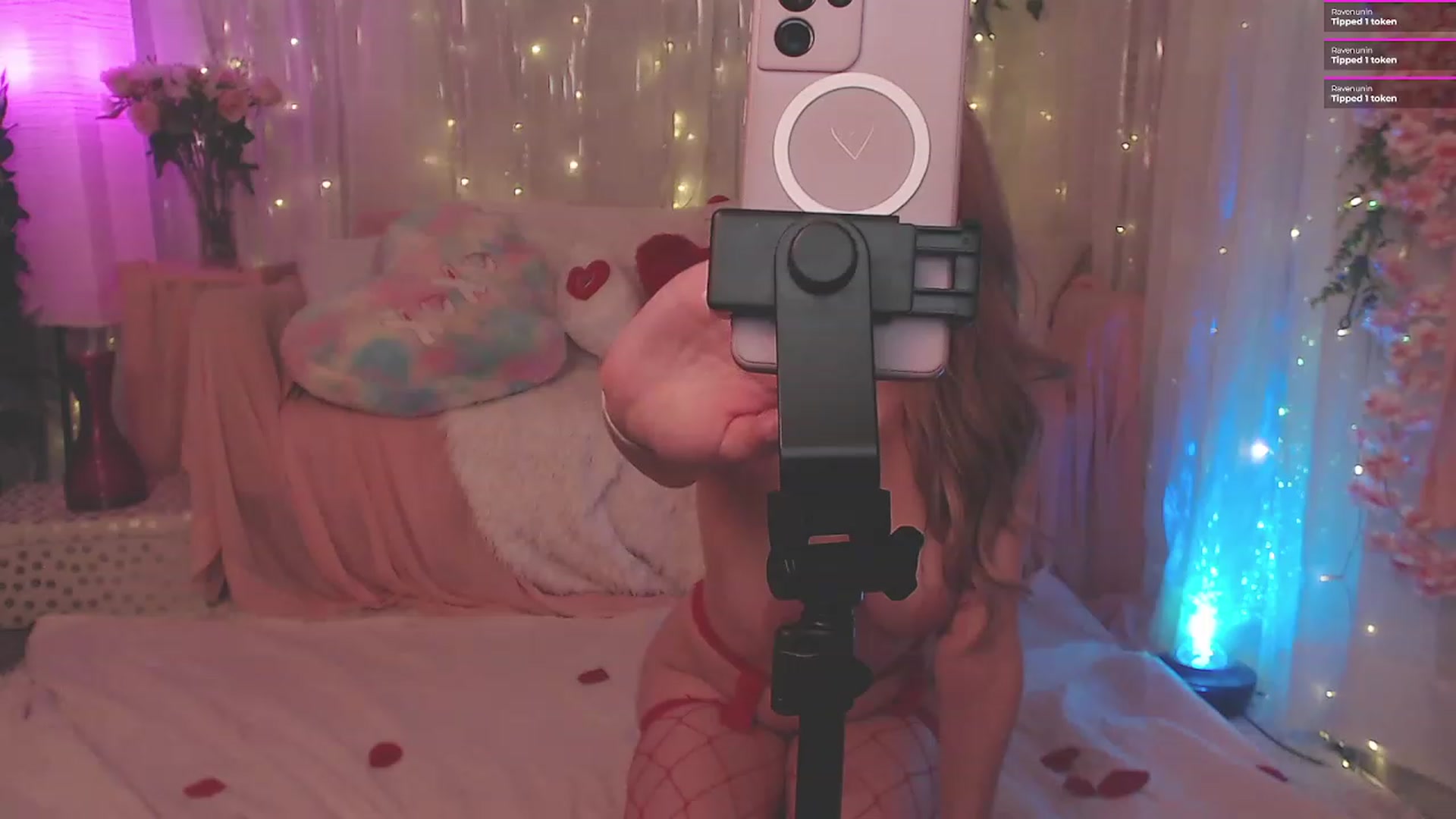Gallery image thumbnail from KylieKohl's myfreecams stream on, 02/15/2023, 06:34 image 16 of 20