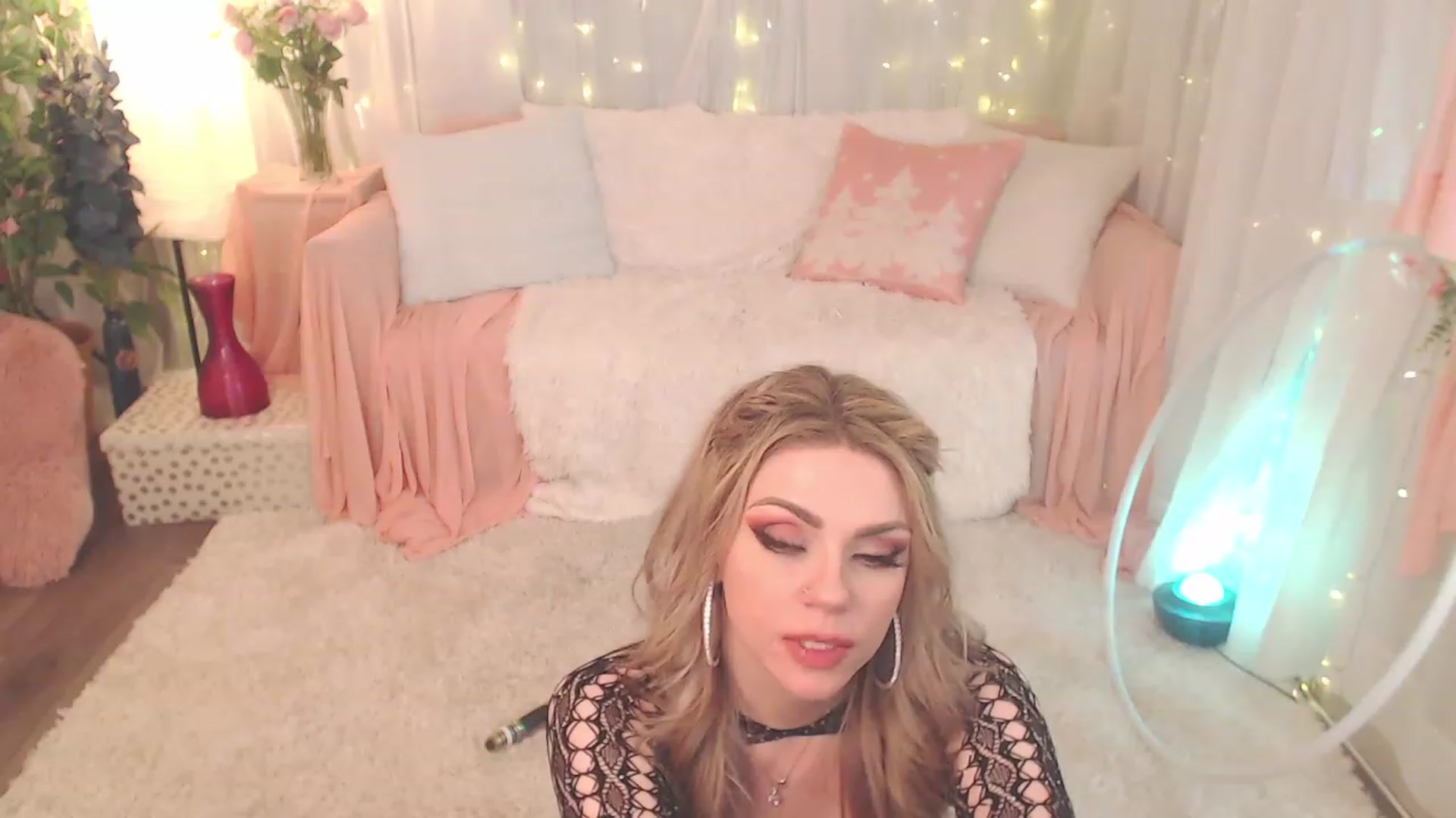 Gallery image thumbnail from KylieKohl's myfreecams stream on, 02/17/2023, 06:25 image 19 of 20