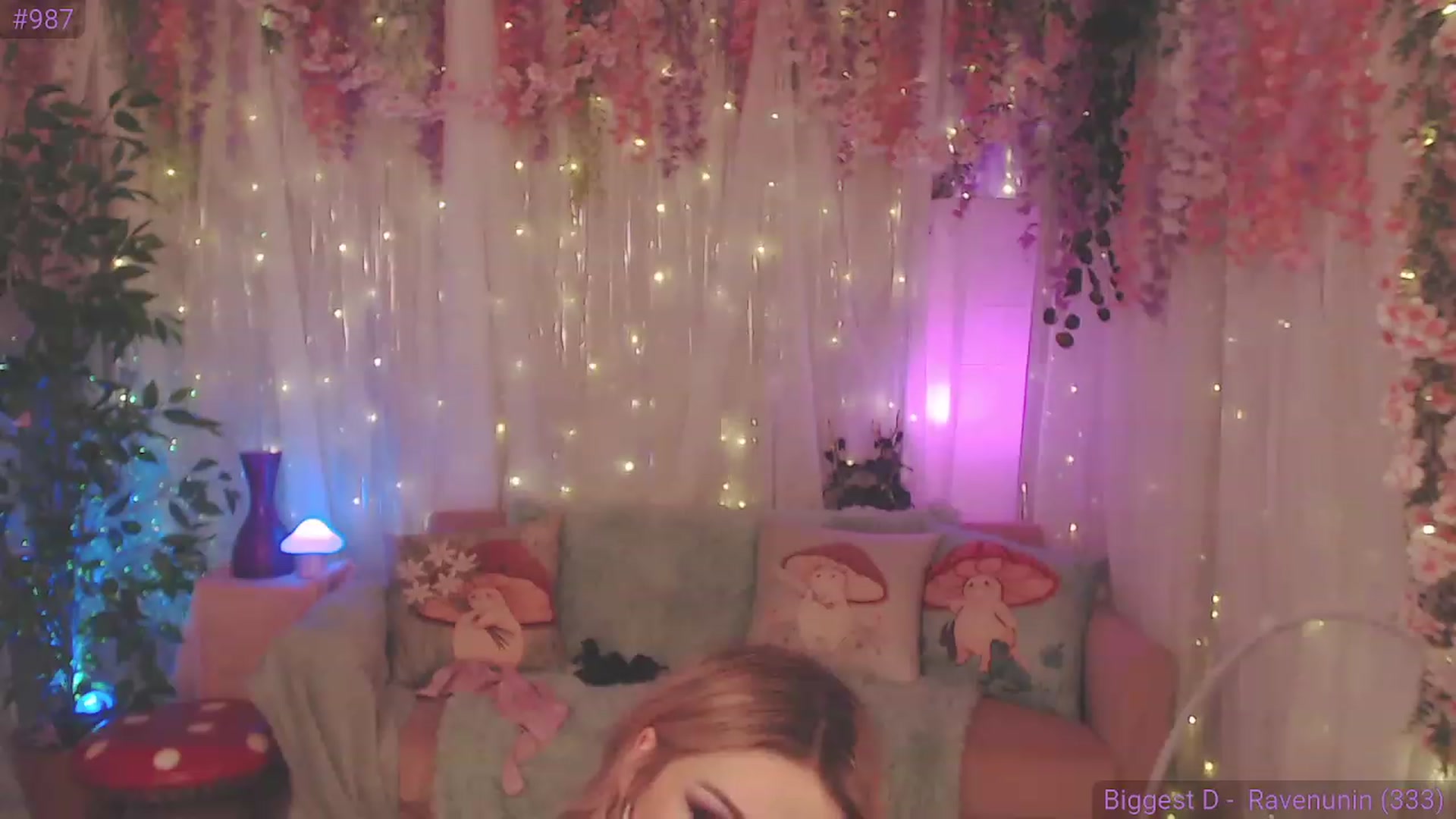 Gallery image thumbnail from KylieKohl's myfreecams stream on, 04/05/2023, 03:43 image 4 of 20