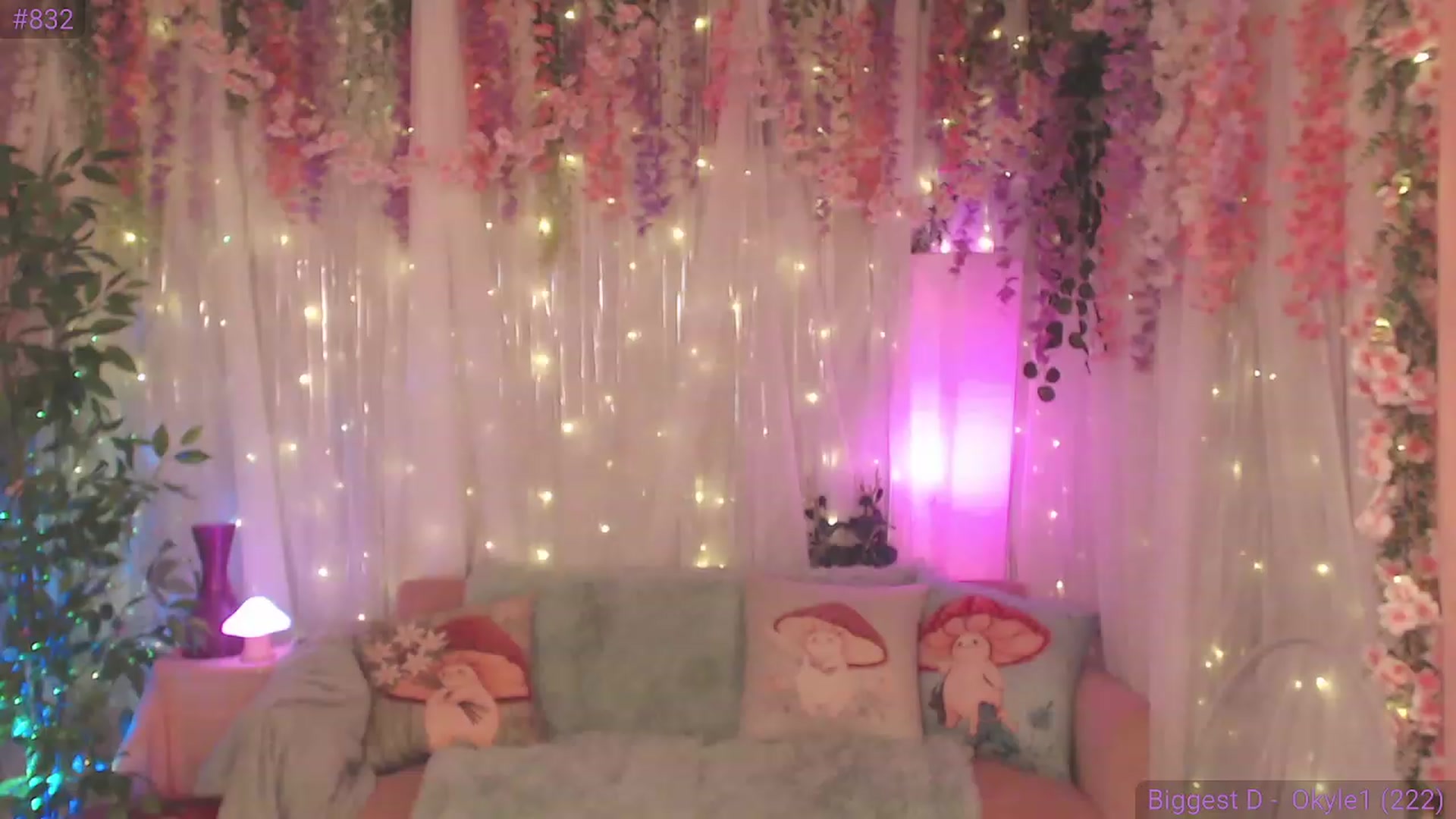 Gallery image thumbnail from KylieKohl's myfreecams stream on, 04/08/2023, 03:50 image 17 of 20