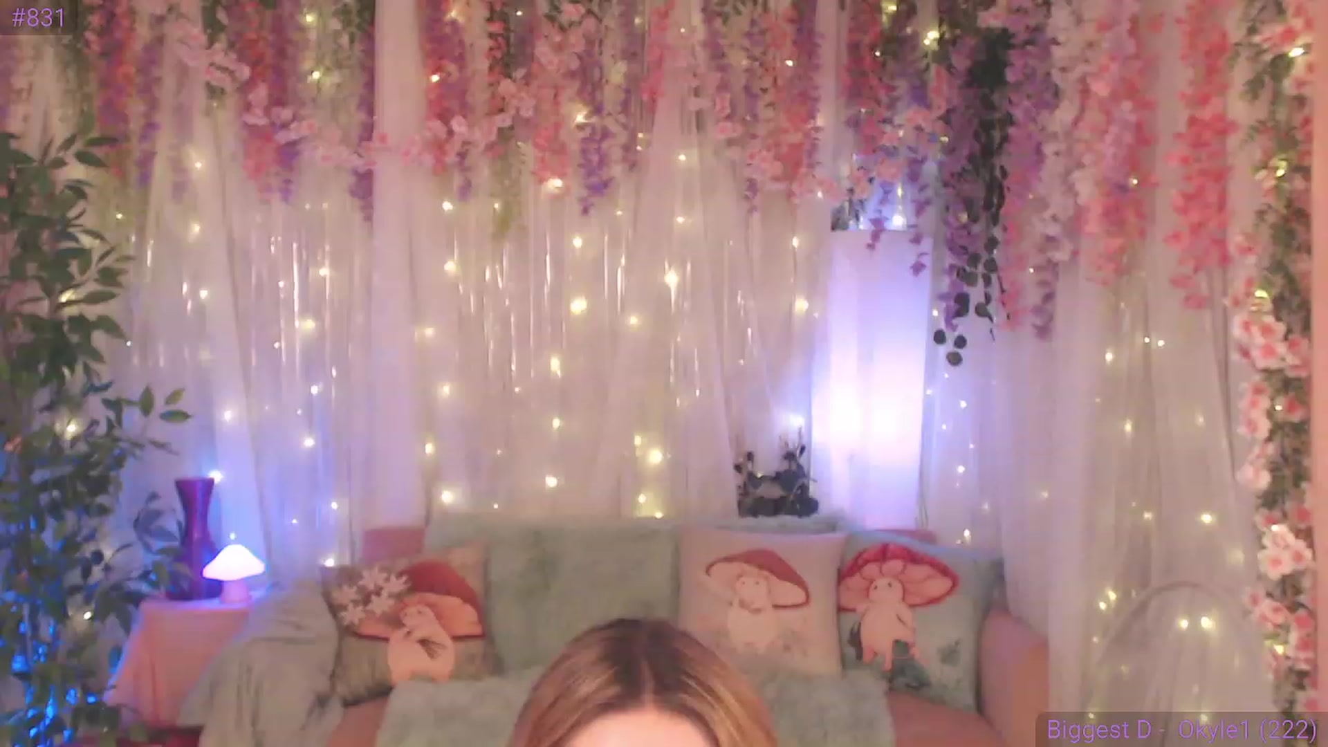 Gallery image thumbnail from KylieKohl's myfreecams stream on, 04/08/2023, 03:50 image 10 of 20