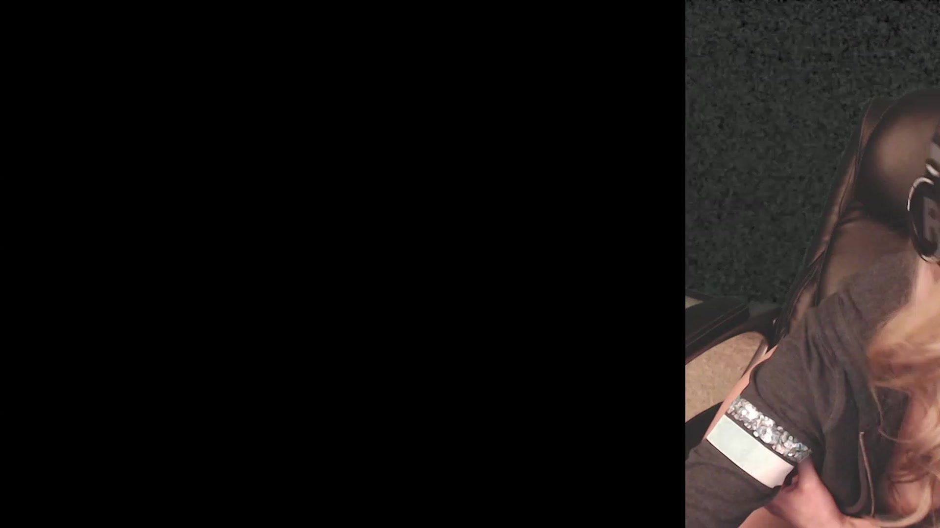 Gallery image thumbnail from KylieKohl's myfreecams stream on, 04/18/2023, 04:19 image 15 of 20
