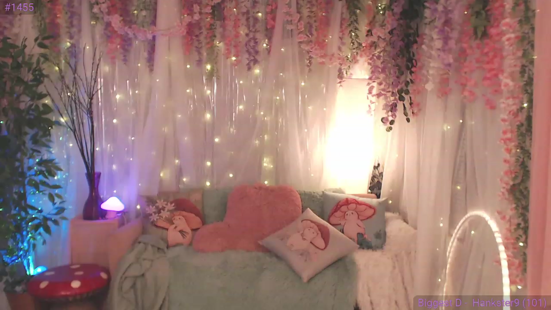 Gallery image thumbnail from KylieKohl's myfreecams stream on, 05/13/2023, 03:05 image 11 of 20