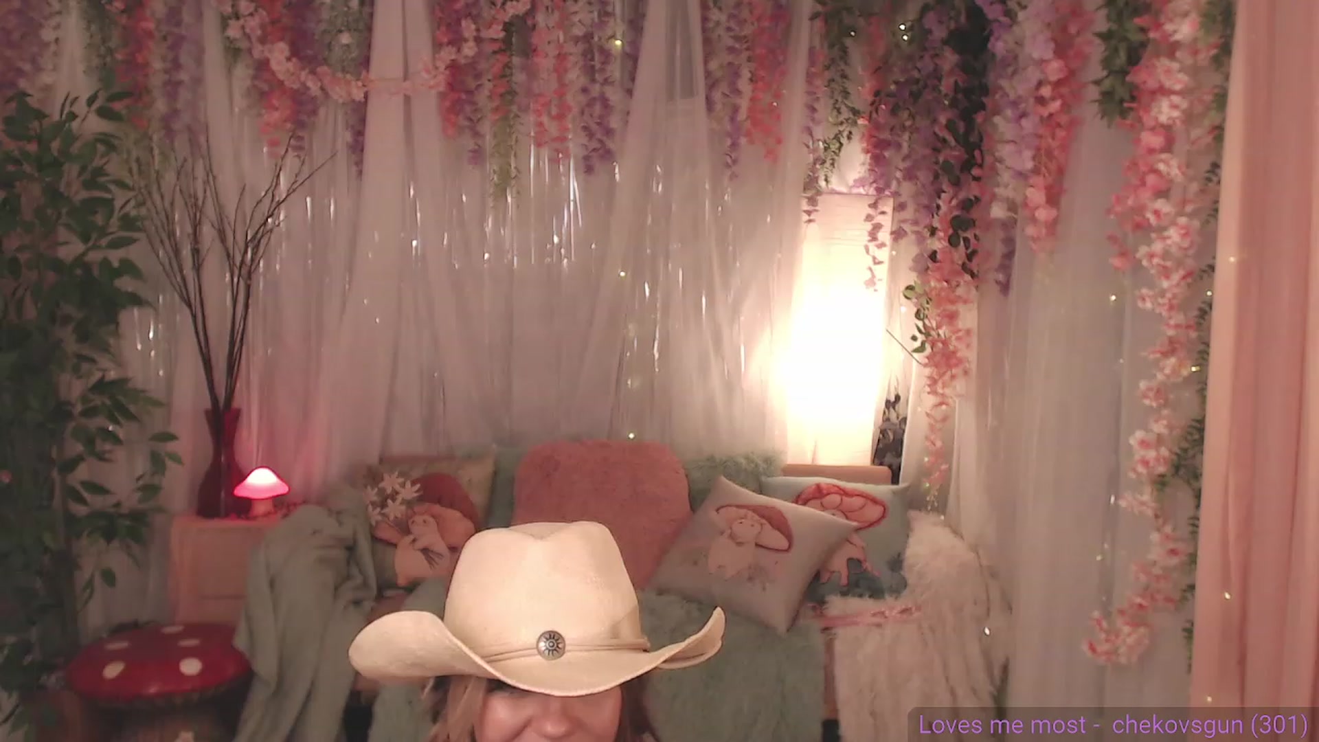 Gallery image thumbnail from KylieKohl's myfreecams stream on, 06/20/2023, 06:03 image 8 of 20