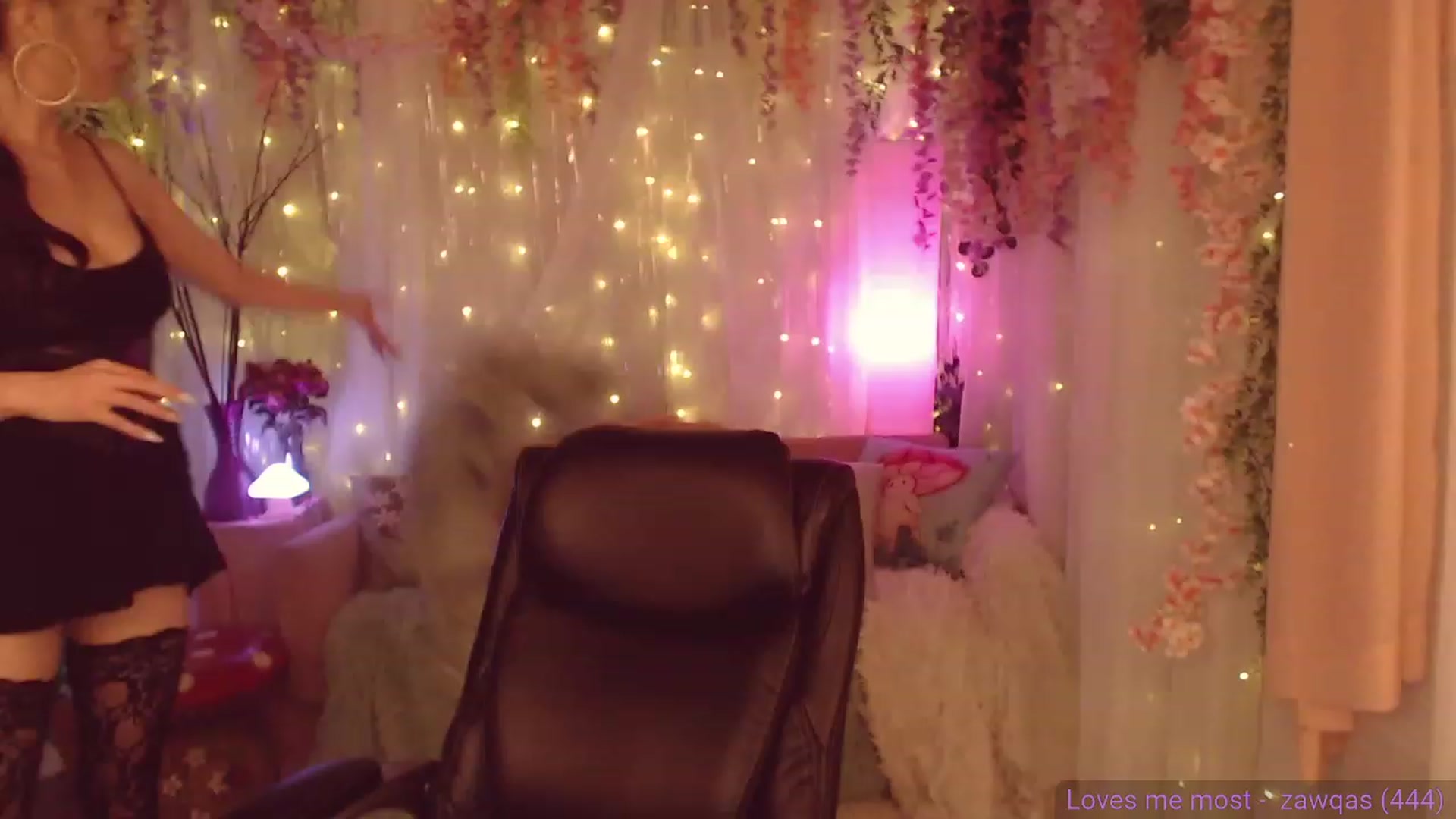 Gallery image thumbnail from KylieKohl's myfreecams stream on, 08/04/2023, 01:53 image 19 of 20