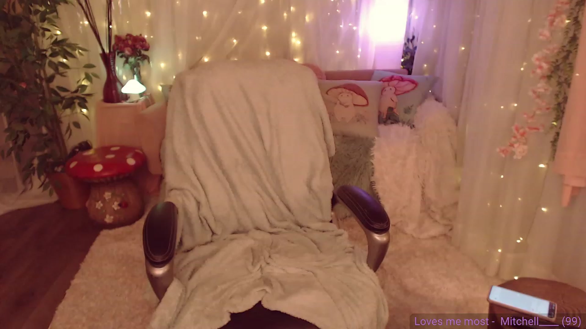 Gallery image thumbnail from KylieKohl's myfreecams stream on, 08/05/2023, 04:02 image 5 of 20
