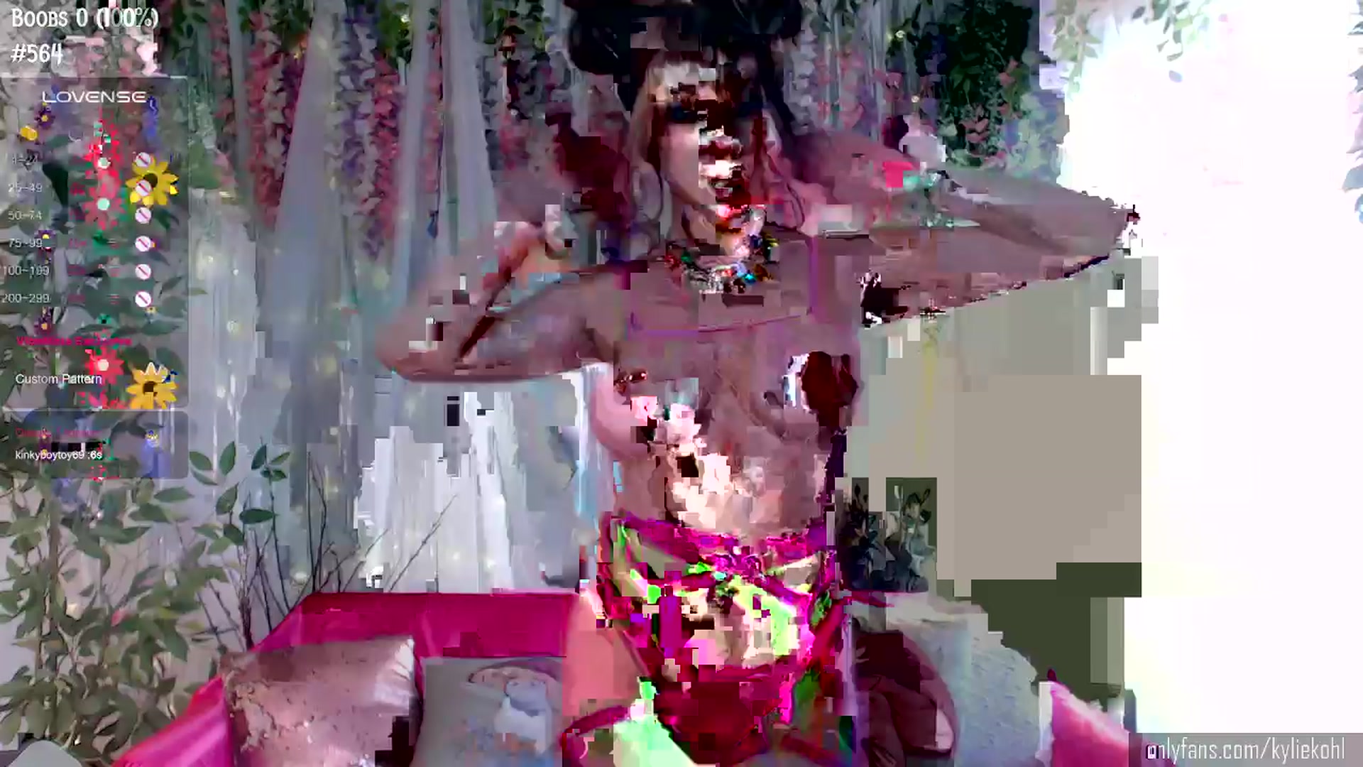 Gallery image thumbnail from KylieKohl's myfreecams stream on, 04/05/2024, 21:36 image 15 of 20