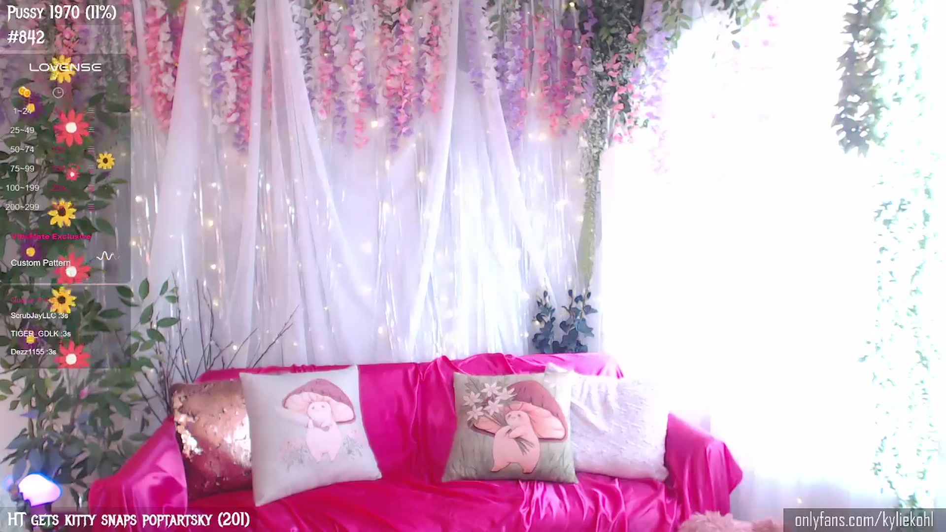 Gallery image thumbnail from KylieKohl's myfreecams stream on, 04/12/2024, 18:24 image 16 of 20