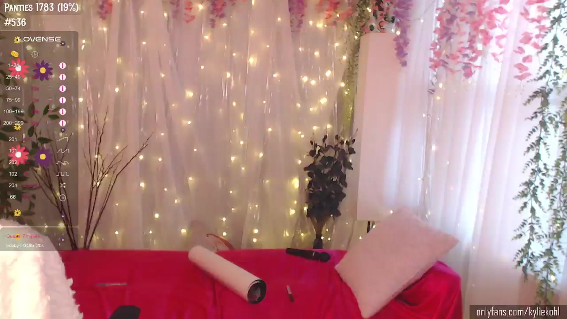 Gallery image thumbnail from KylieKohl's myfreecams stream on, 05/16/2024, 20:38 image 14 of 20