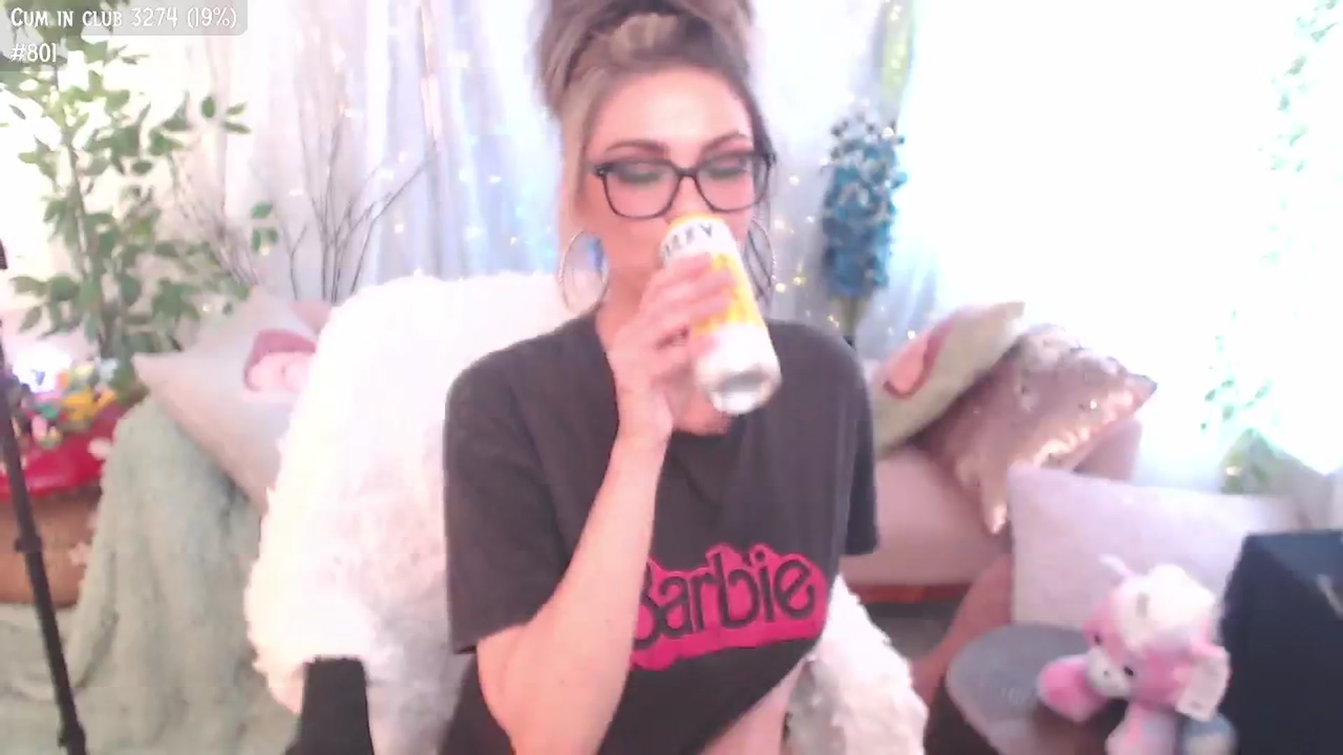 Gallery image thumbnail from KylieKohl's myfreecams stream on, 07/17/2024, 21:33 image 19 of 20