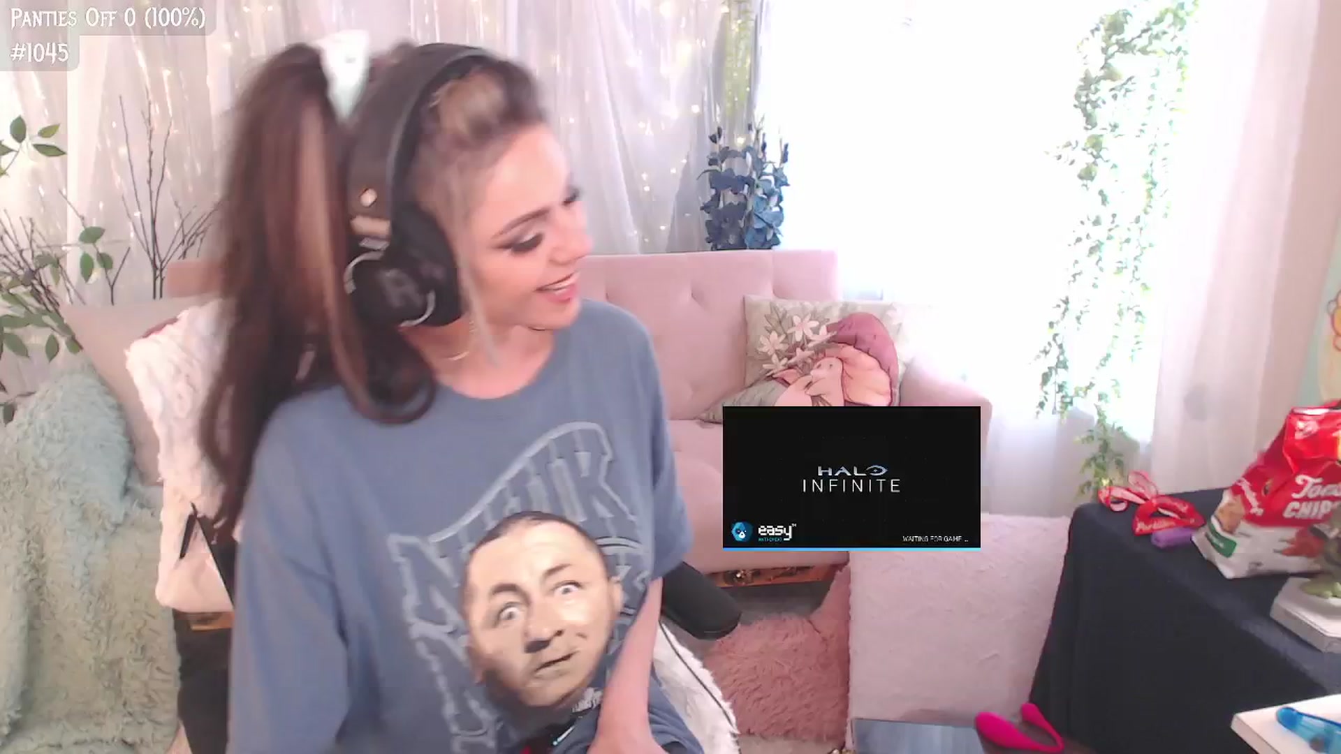 Gallery image thumbnail from KylieKohl's myfreecams stream on, 07/31/2024, 24:01 image 11 of 20