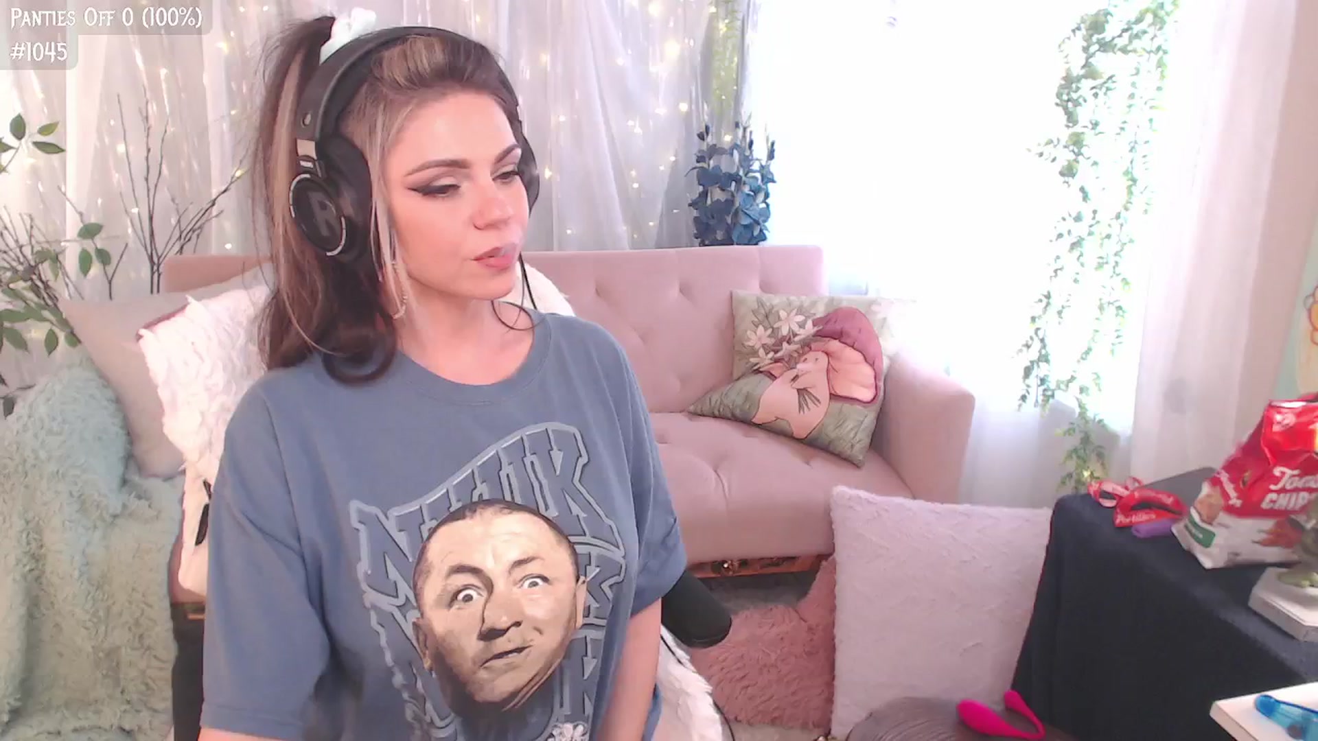 Gallery image thumbnail from KylieKohl's myfreecams stream on, 07/31/2024, 24:01 image 10 of 20