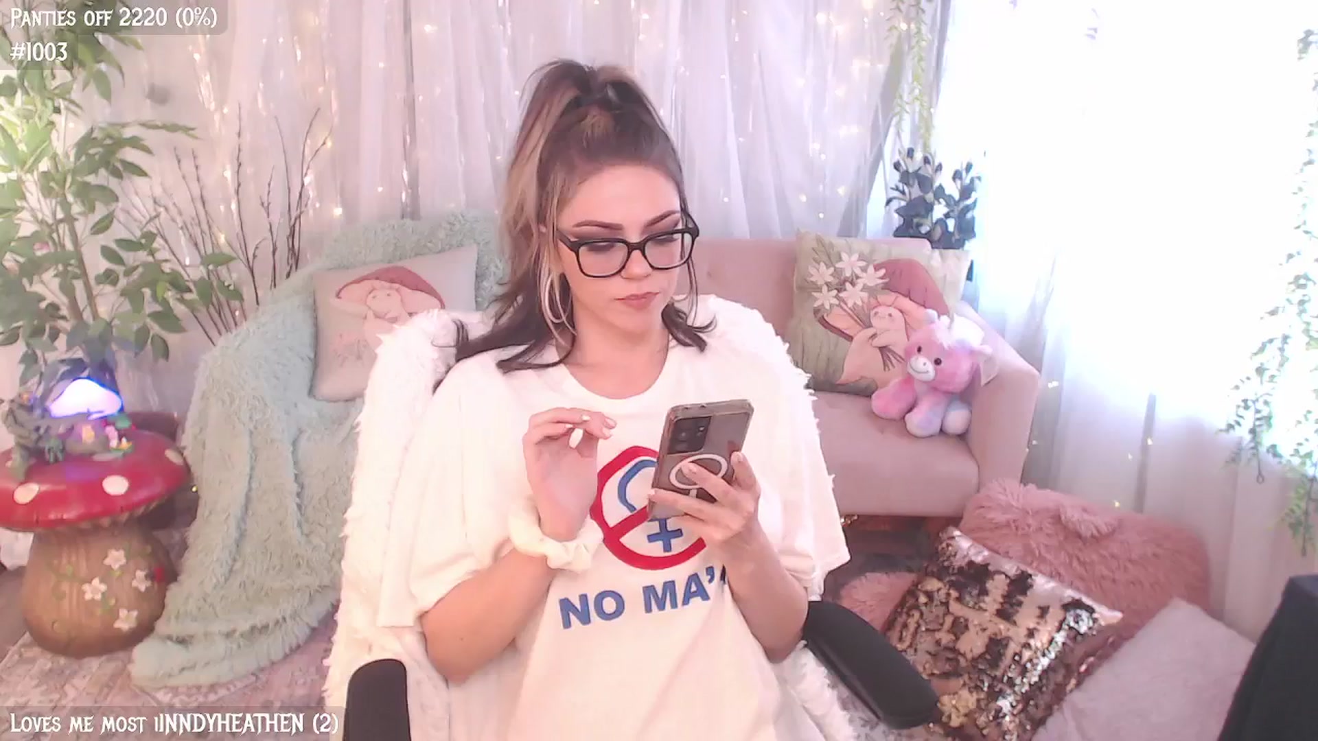 Gallery image thumbnail from KylieKohl's myfreecams stream on, 08/23/2024, 20:37 image 1 of 20