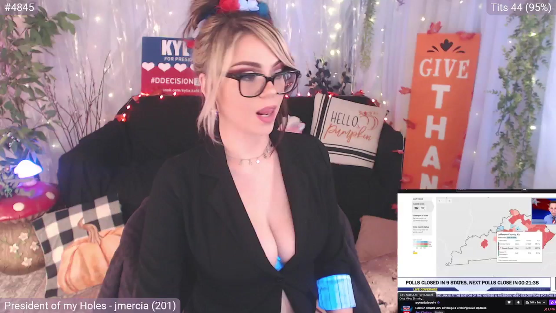 Gallery image thumbnail from KylieKohl's myfreecams stream on, 11/06/2024, 02:42 image 9 of 20
