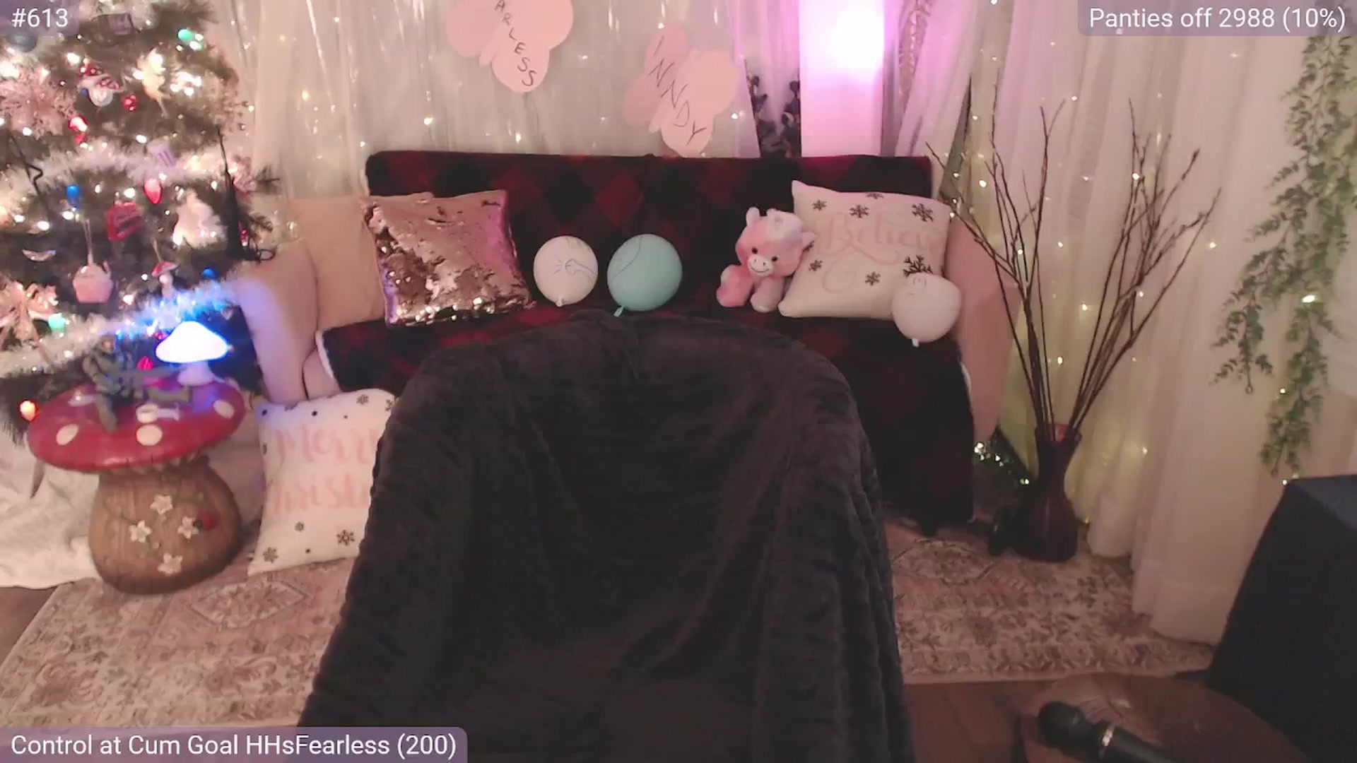 Gallery image thumbnail from KylieKohl's myfreecams stream on, 01/09/2025, 03:41 image 8 of 20