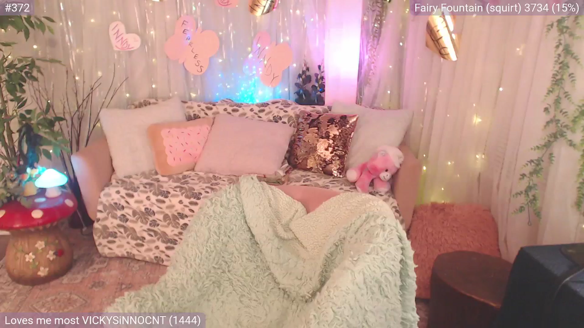 Gallery image thumbnail from KylieKohl's myfreecams stream on, 03/25/2025, 04:06 image 11 of 20