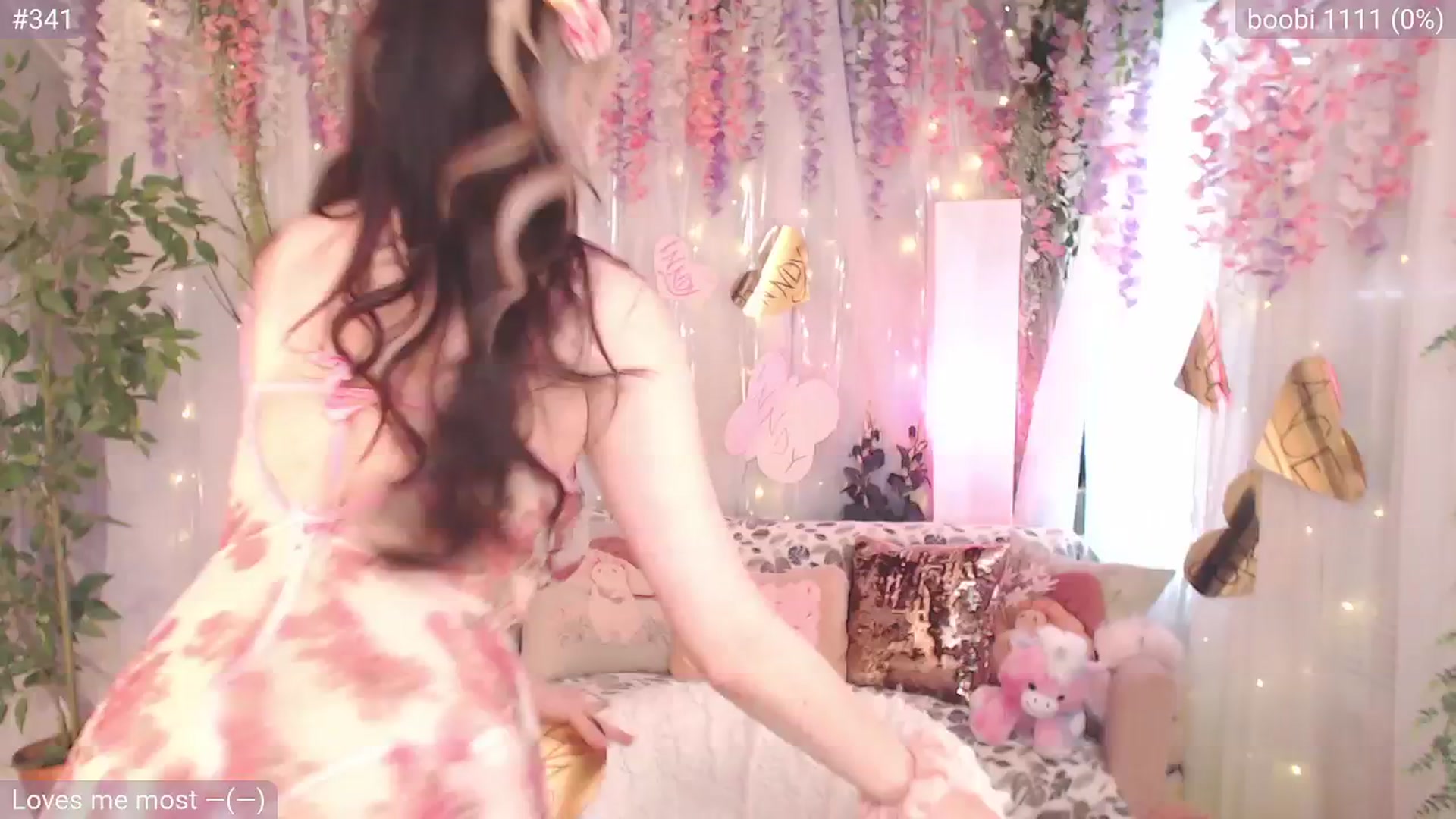 Gallery image thumbnail from KylieKohl's myfreecams stream on, 05/21/2025, 24:33 image 13 of 20