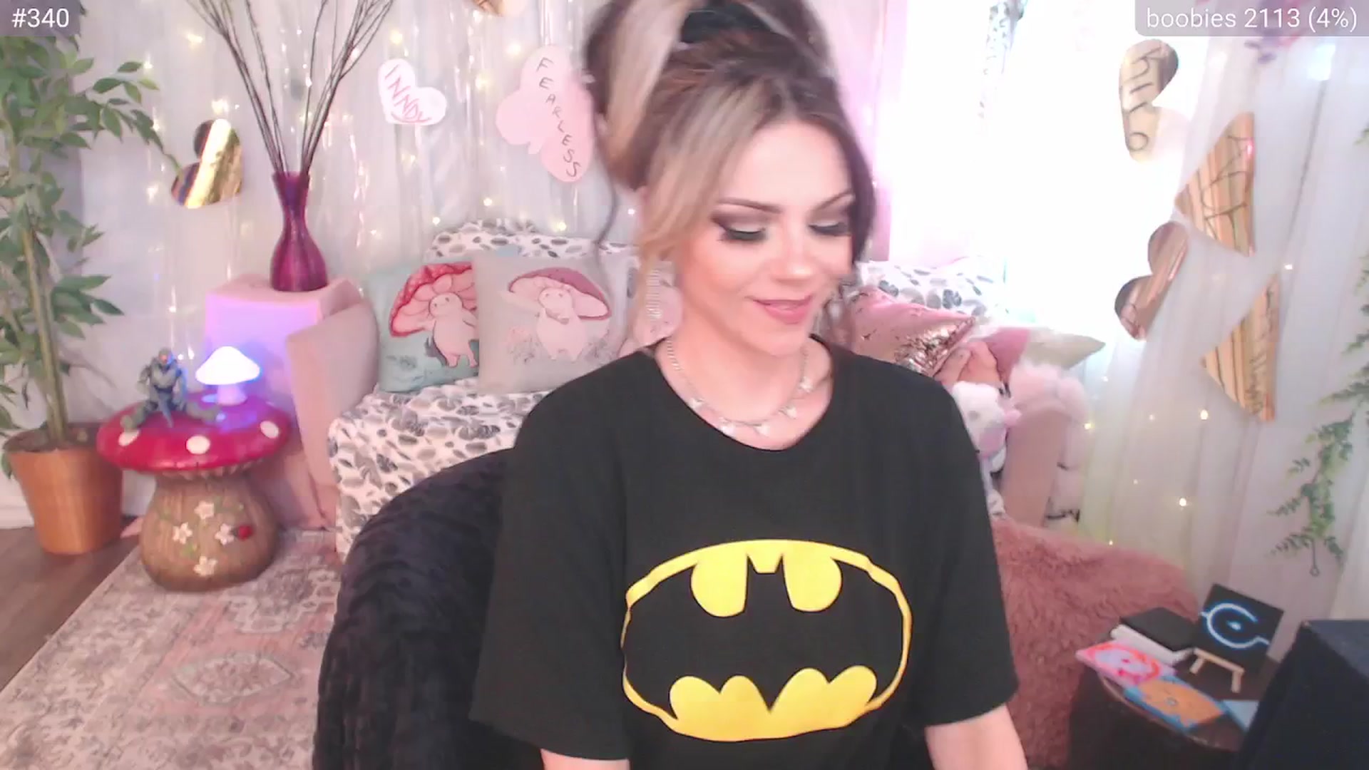Gallery image thumbnail from KylieKohl's myfreecams stream on, 07/22/2025, 24:03 image 1 of 20