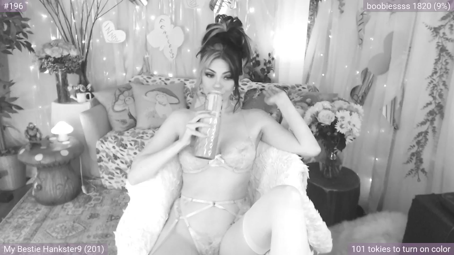 Gallery image thumbnail from KylieKohl's myfreecams stream on, 08/21/2025, 04:27 image 2 of 20