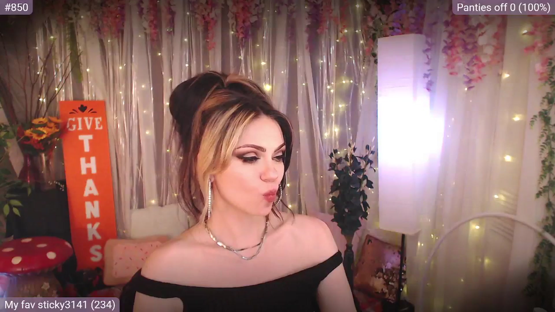 Gallery image thumbnail from KylieKohl's myfreecams stream on, 11/12/2025, 09:59 image 16 of 20