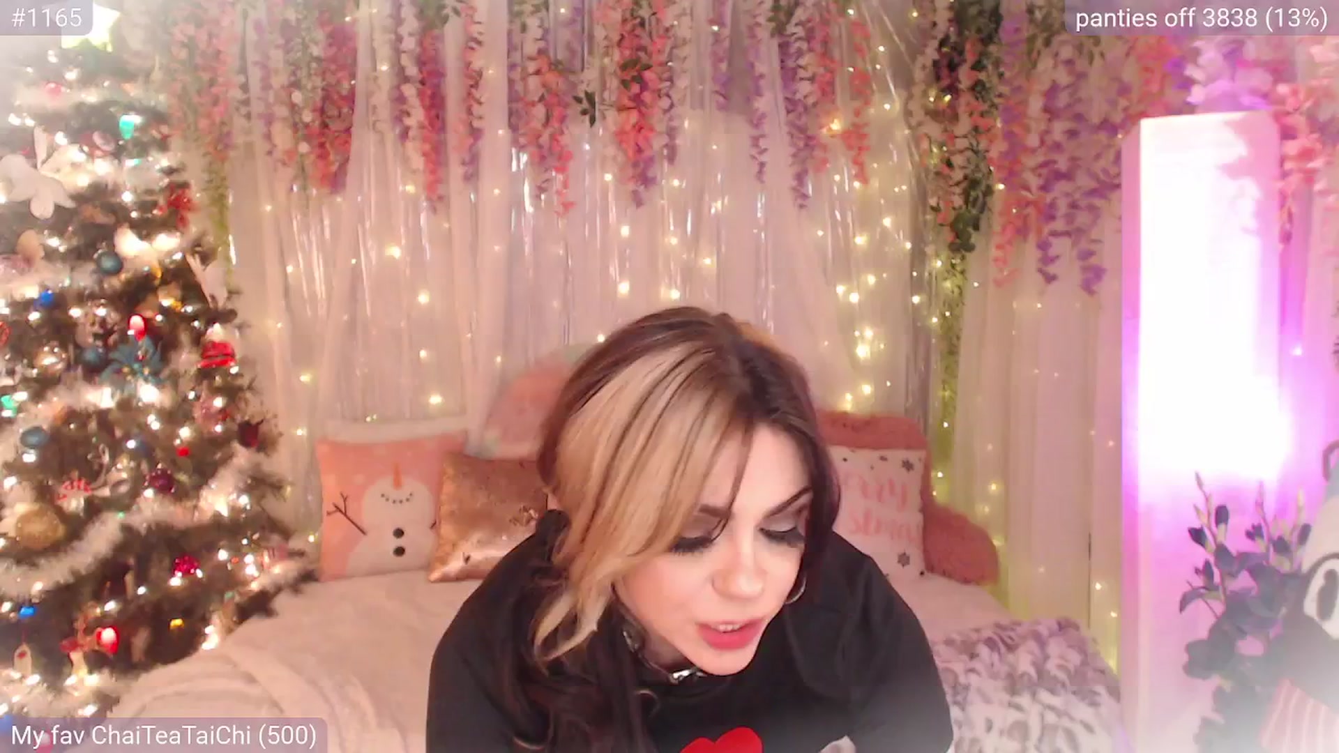 Gallery image thumbnail from KylieKohl's myfreecams stream on, 12/09/2025, 05:05 image 7 of 20