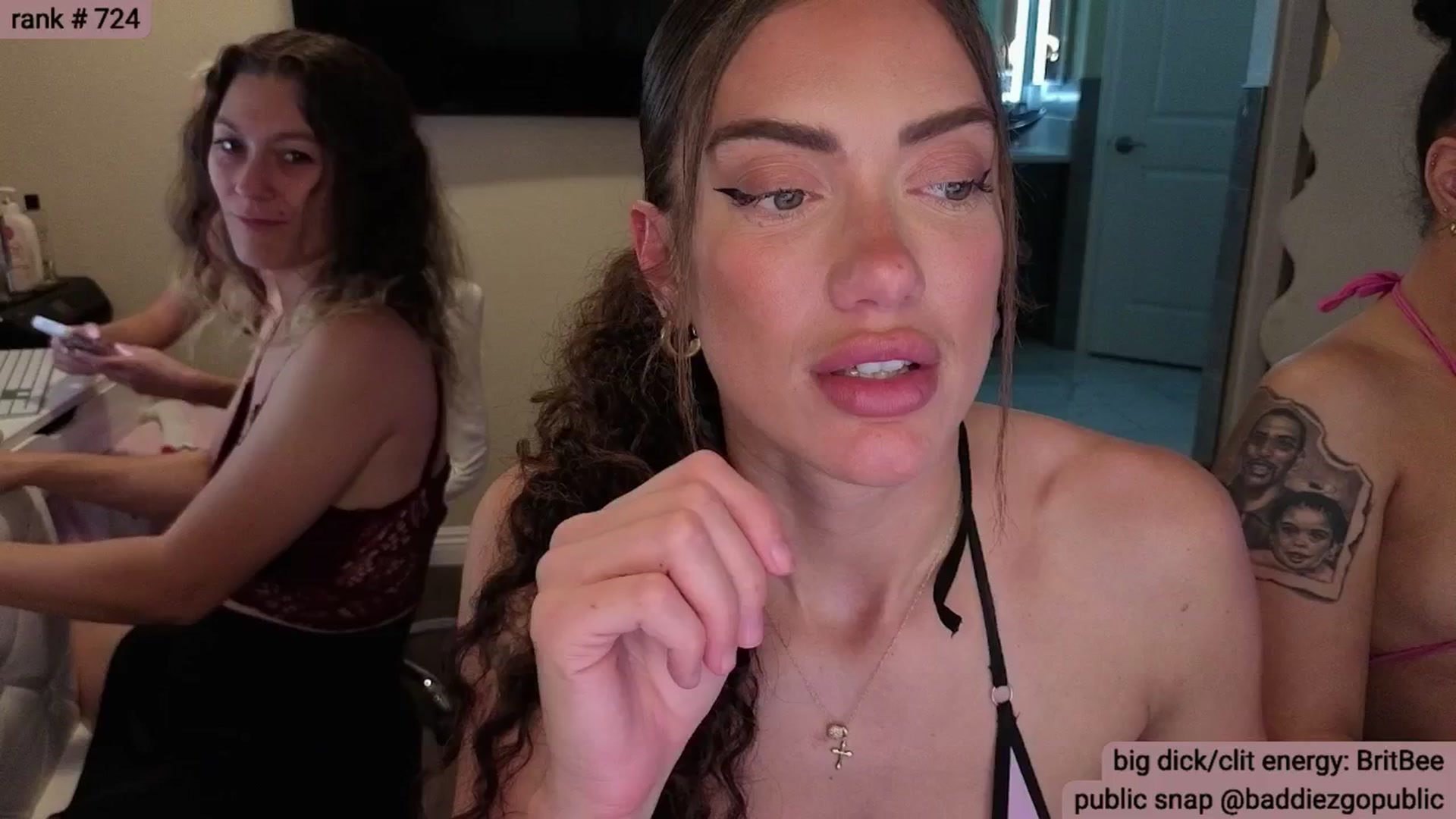 Gallery image thumbnail from KylieNicole's myfreecams stream on, 11/29/2025, 08:23 image 12 of 20