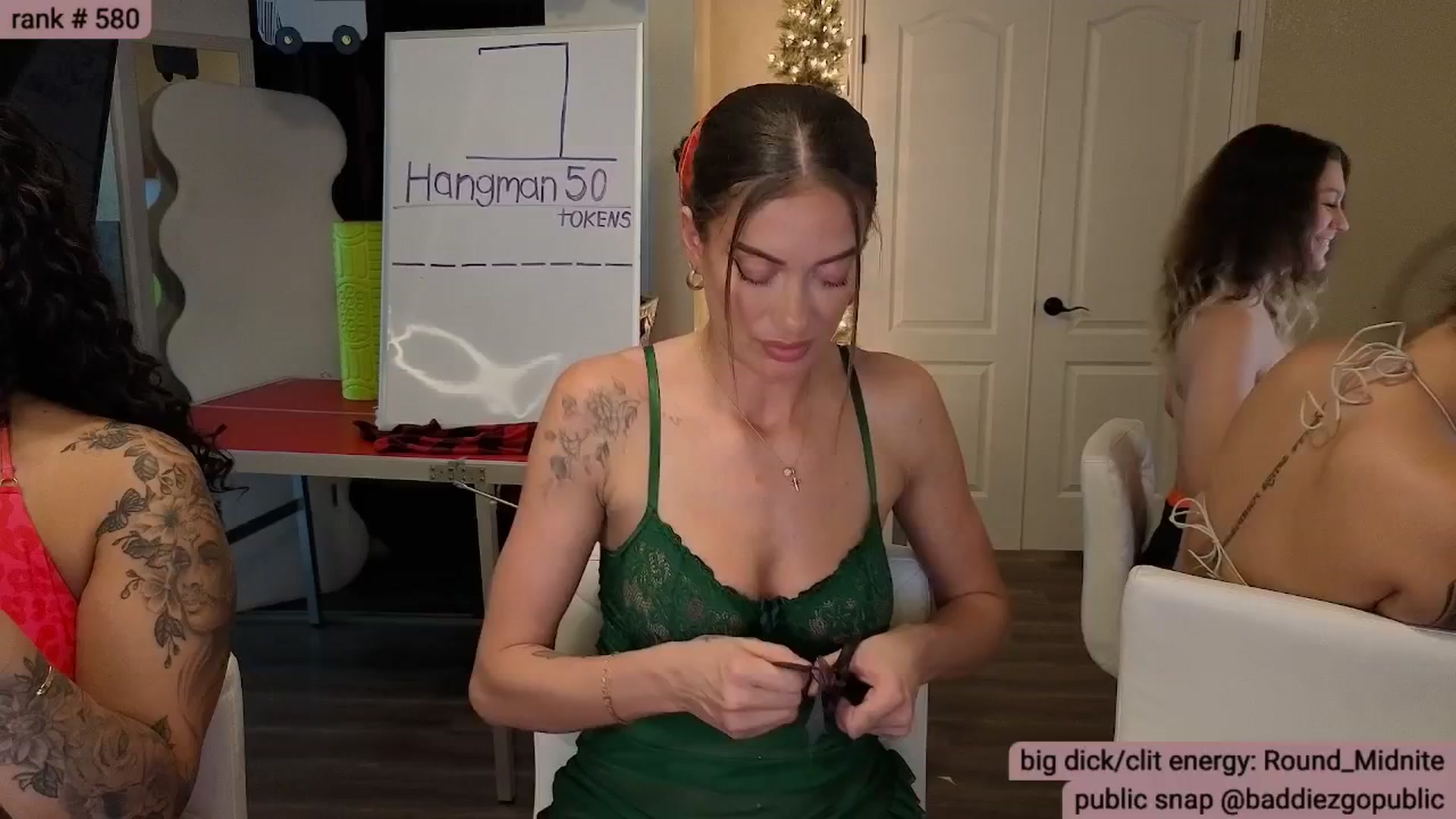 Gallery image thumbnail from KylieNicole's myfreecams stream on, 11/30/2025, 10:43 image 15 of 20