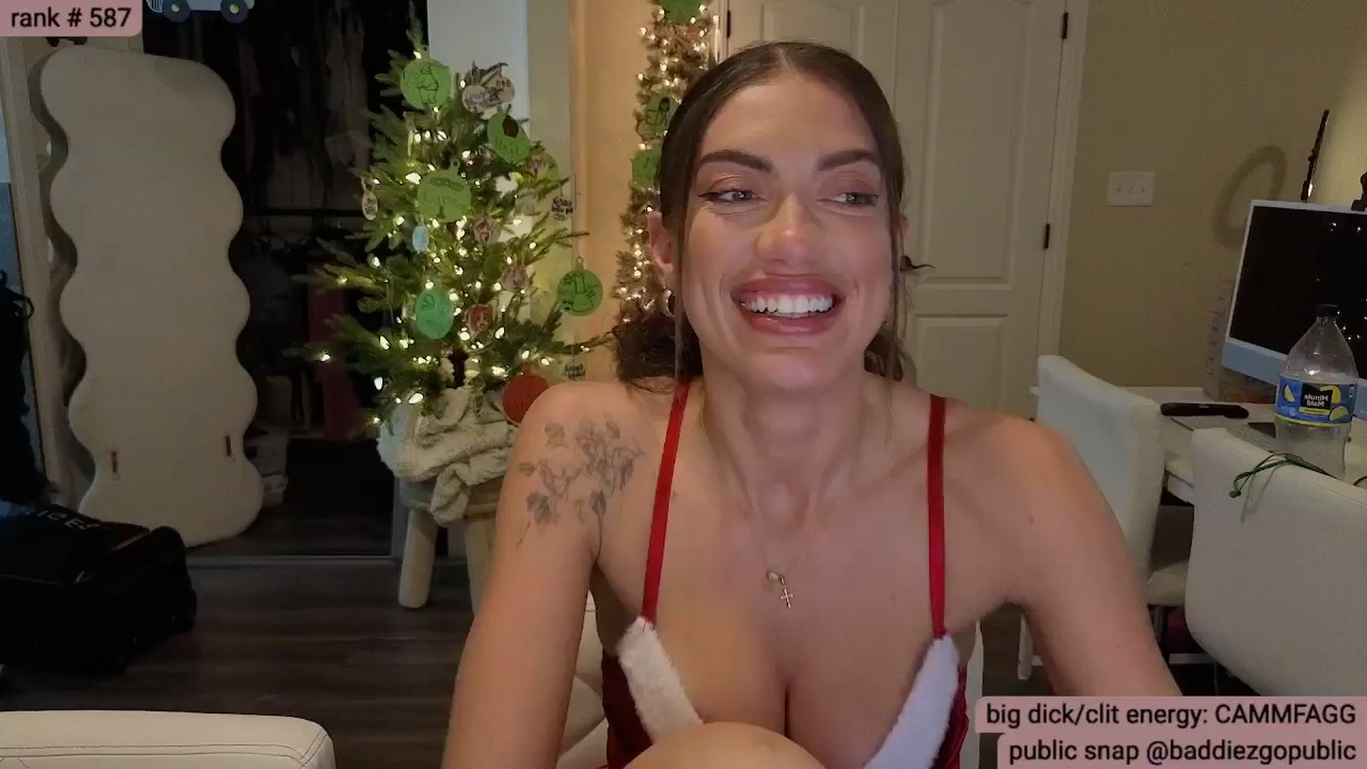 Gallery image thumbnail from KylieNicole's myfreecams stream on, 12/02/2025, 07:58 image 15 of 20