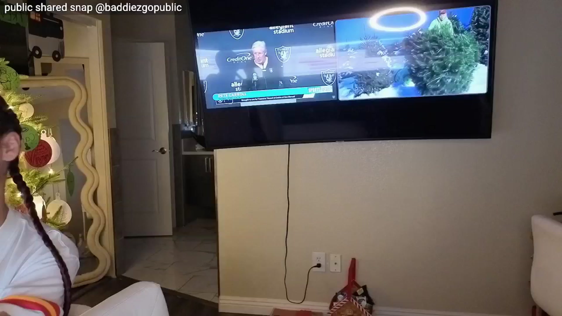Gallery image thumbnail from KylieNicole's myfreecams stream on, 12/08/2025, 24:03 image 19 of 20