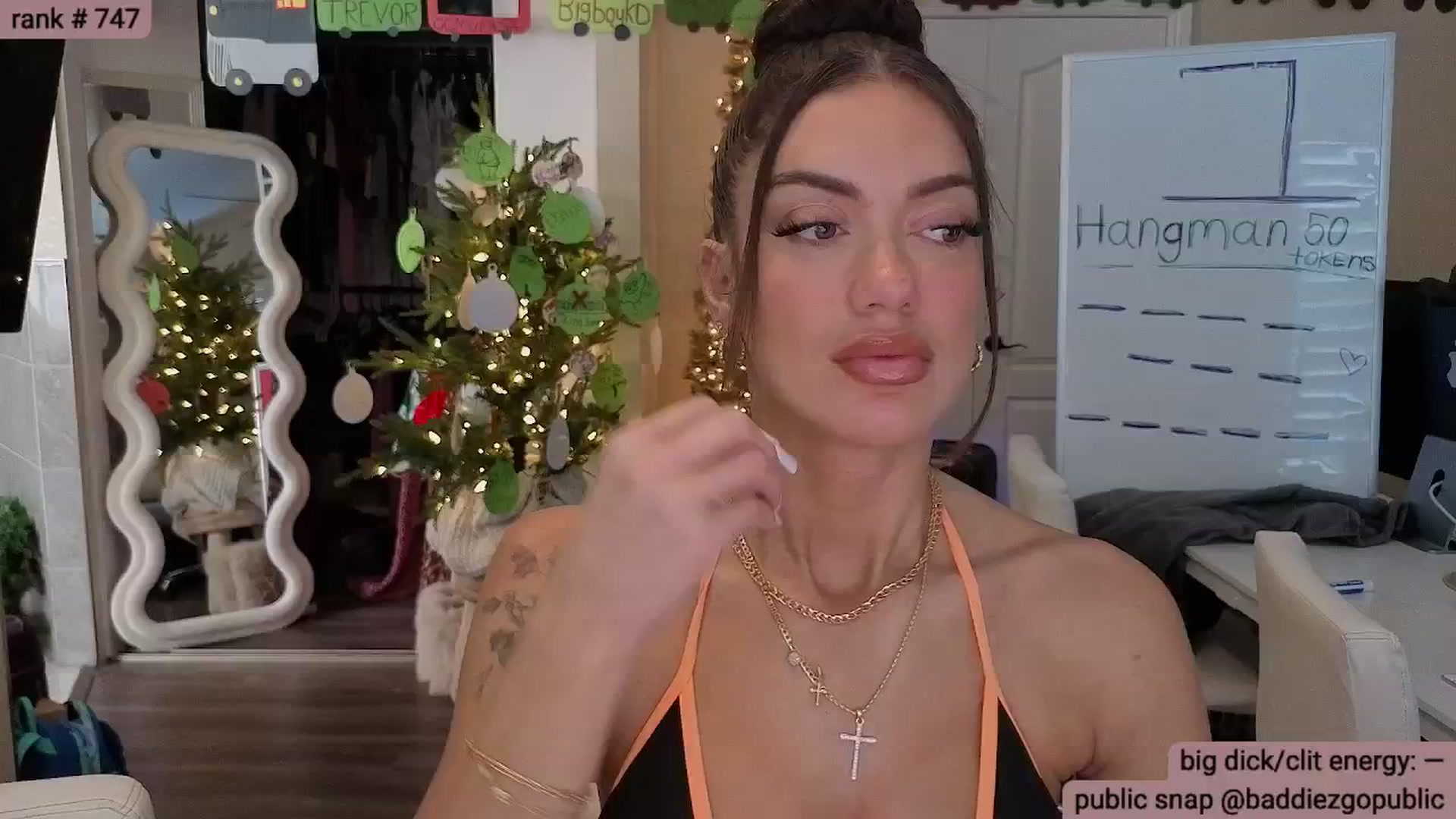 Gallery image thumbnail from KylieNicole's myfreecams stream on, 12/13/2025, 21:36 image 17 of 20