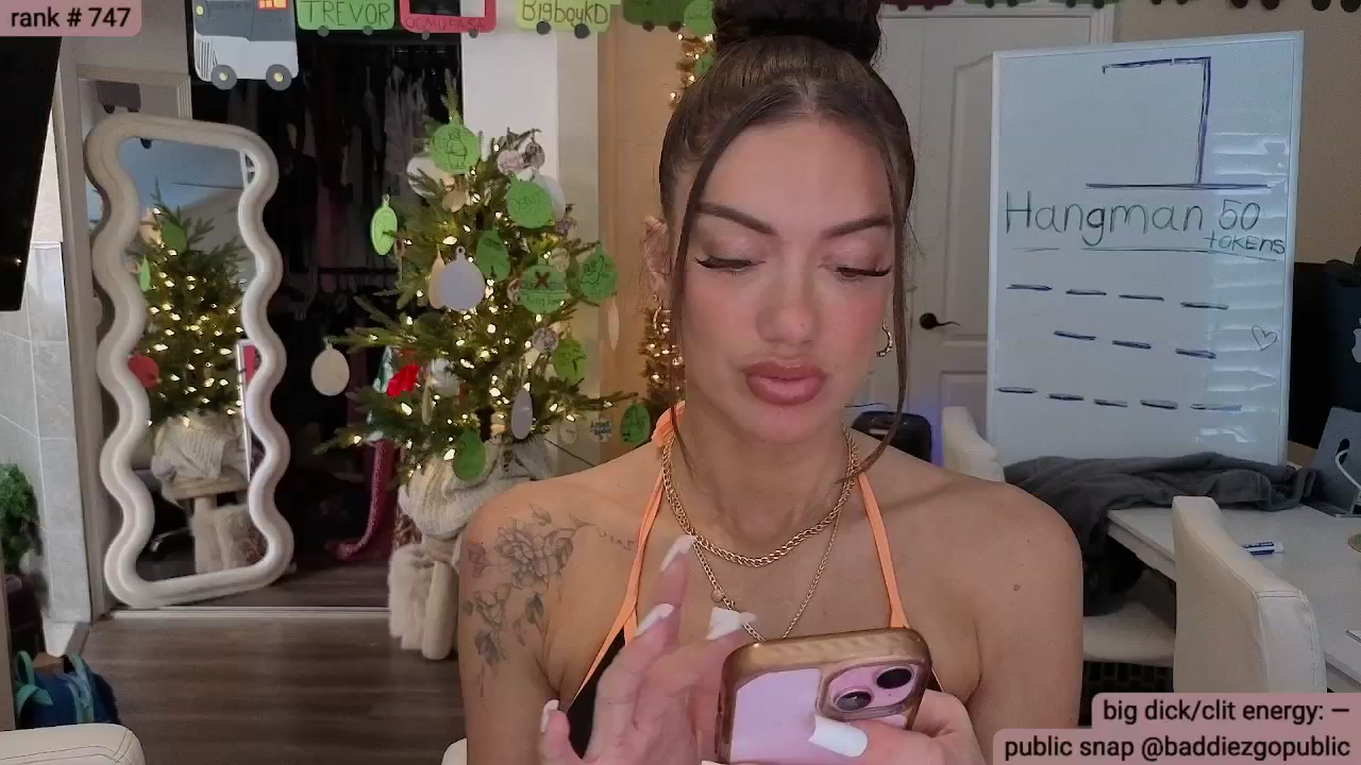 Gallery image thumbnail from KylieNicole's myfreecams stream on, 12/13/2025, 21:36 image 16 of 20