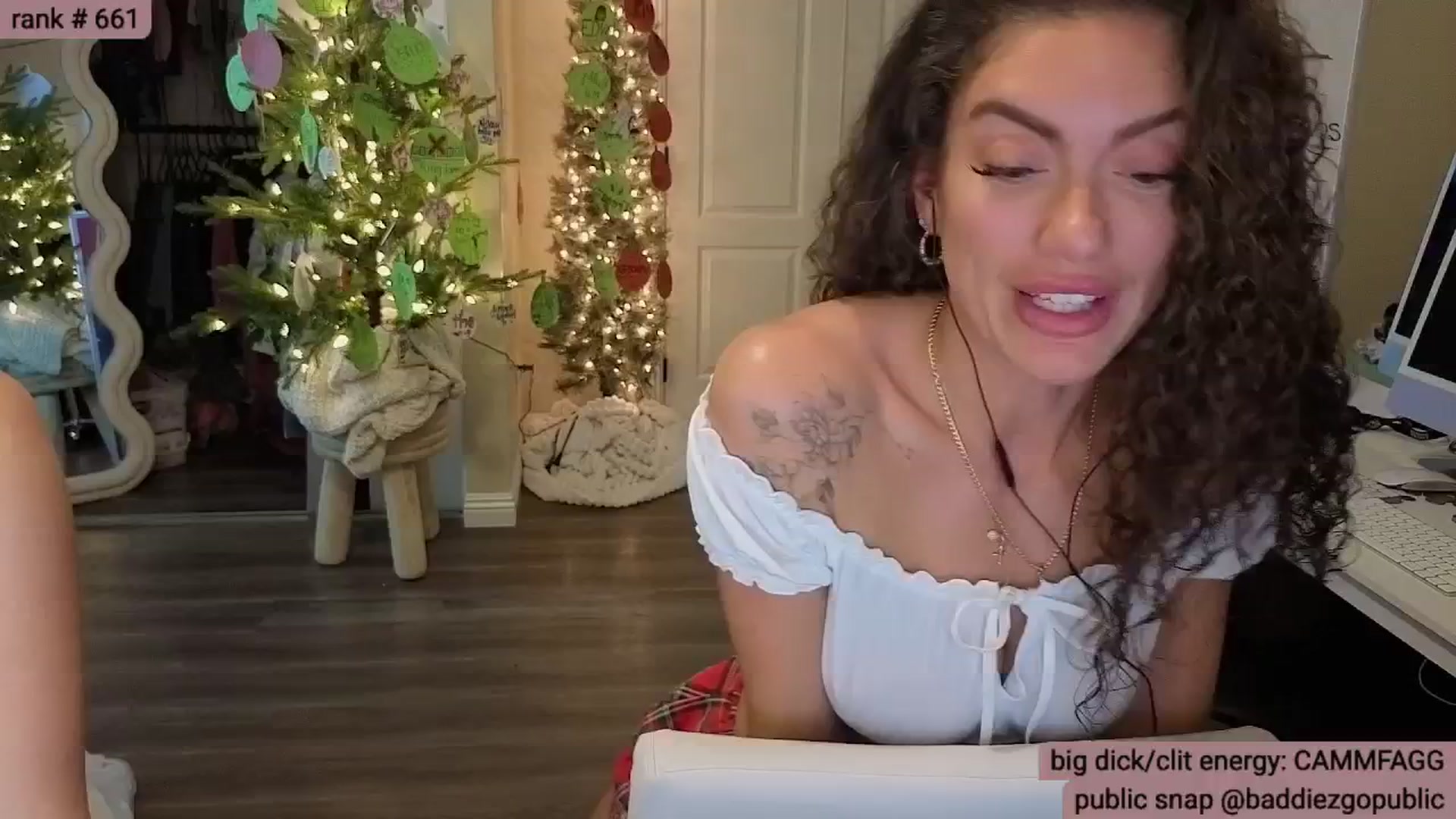 Gallery image thumbnail from KylieNicole's myfreecams stream on, 12/16/2025, 07:48 image 3 of 20