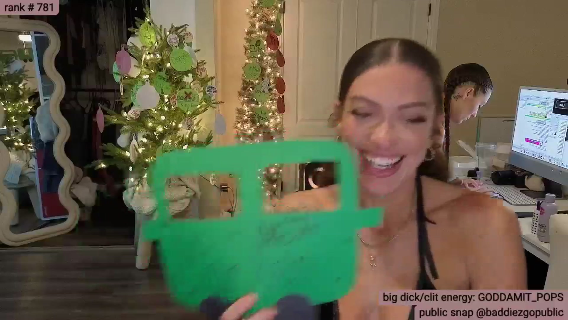 Gallery image thumbnail from KylieNicole's myfreecams stream on, 12/28/2025, 06:59 image 17 of 20