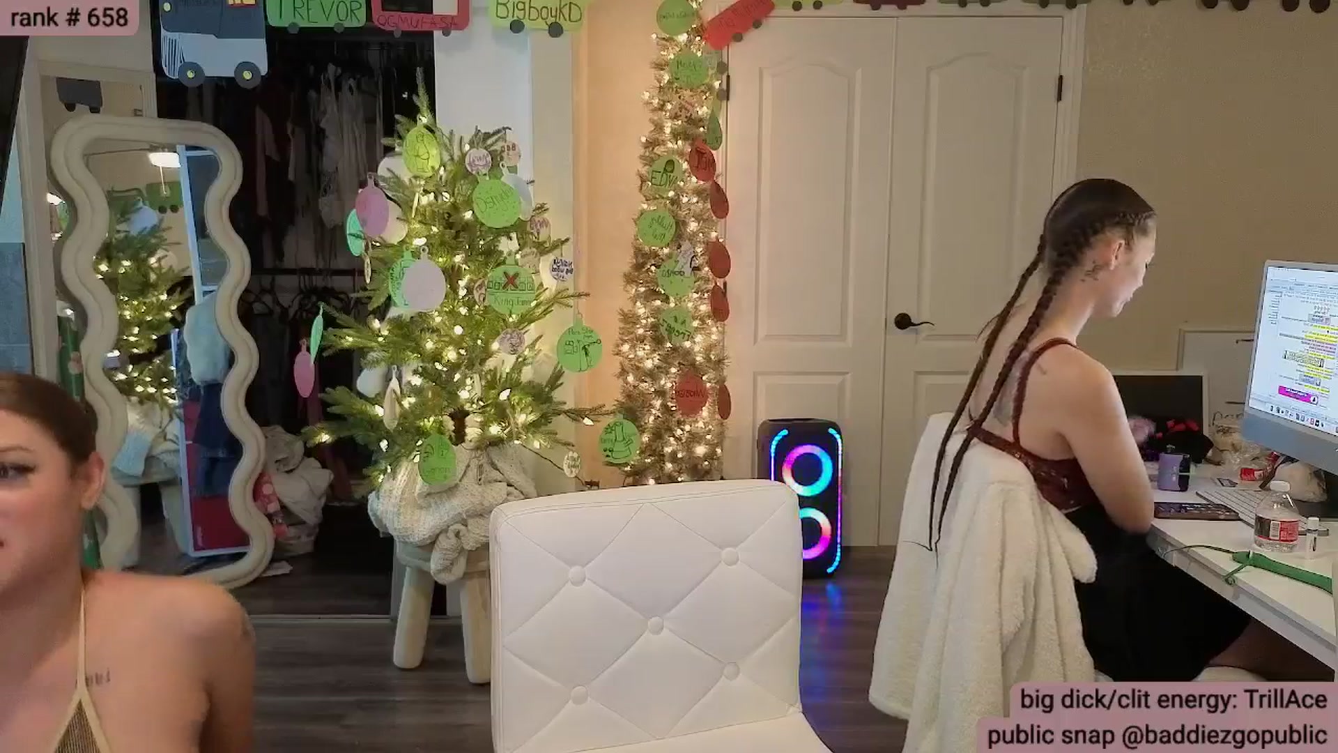 Gallery image thumbnail from KylieNicole's myfreecams stream on, 12/29/2025, 06:12 image 14 of 20