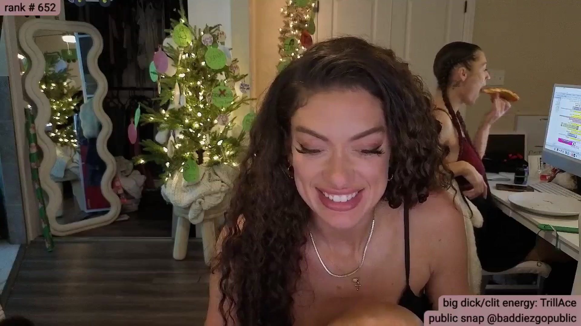 Gallery image thumbnail from KylieNicole's myfreecams stream on, 12/29/2025, 06:12 image 17 of 20