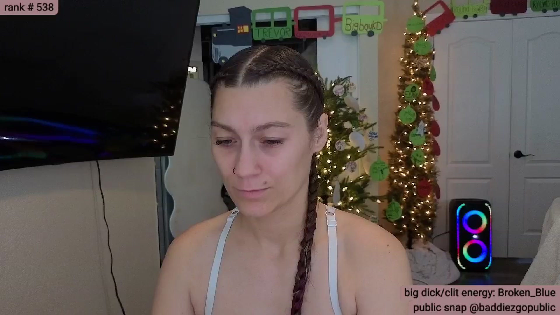 Gallery image thumbnail from KylieNicole's myfreecams stream on, 12/31/2025, 21:26 image 12 of 20