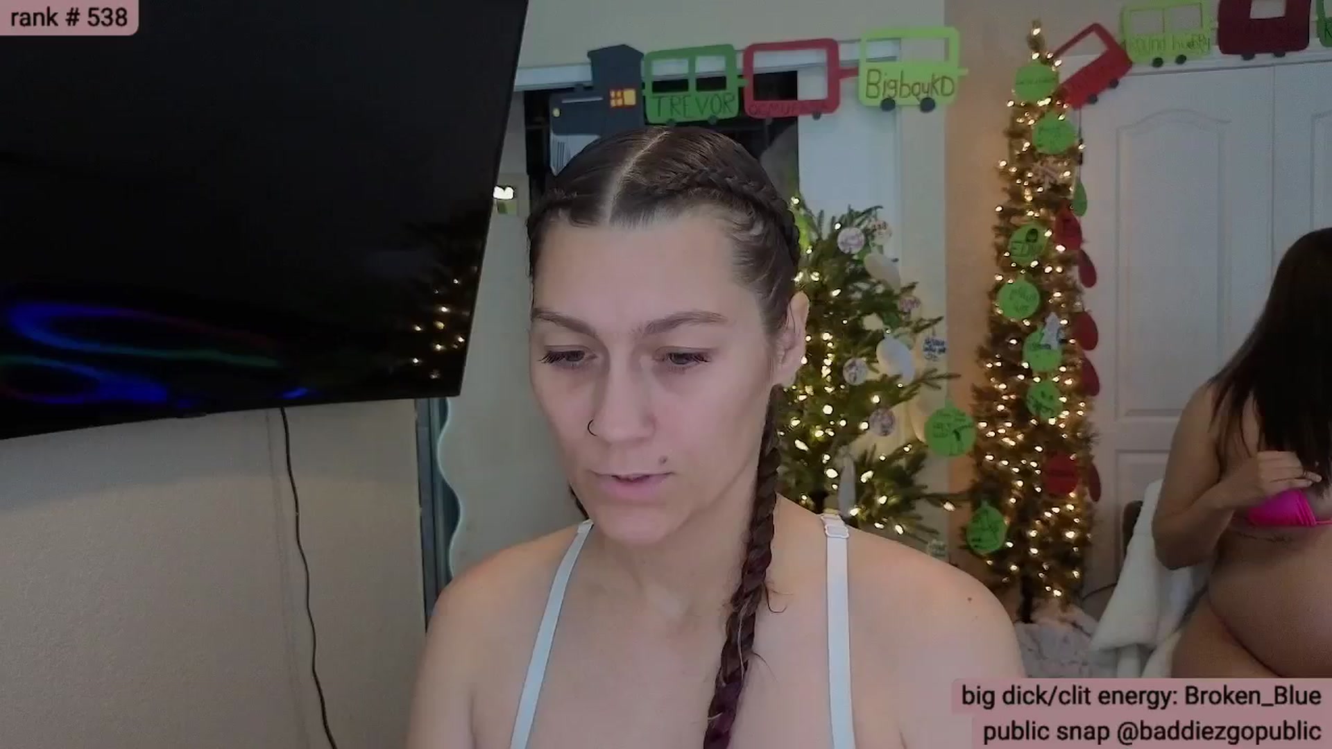 Gallery image thumbnail from KylieNicole's myfreecams stream on, 12/31/2025, 21:26 image 16 of 20