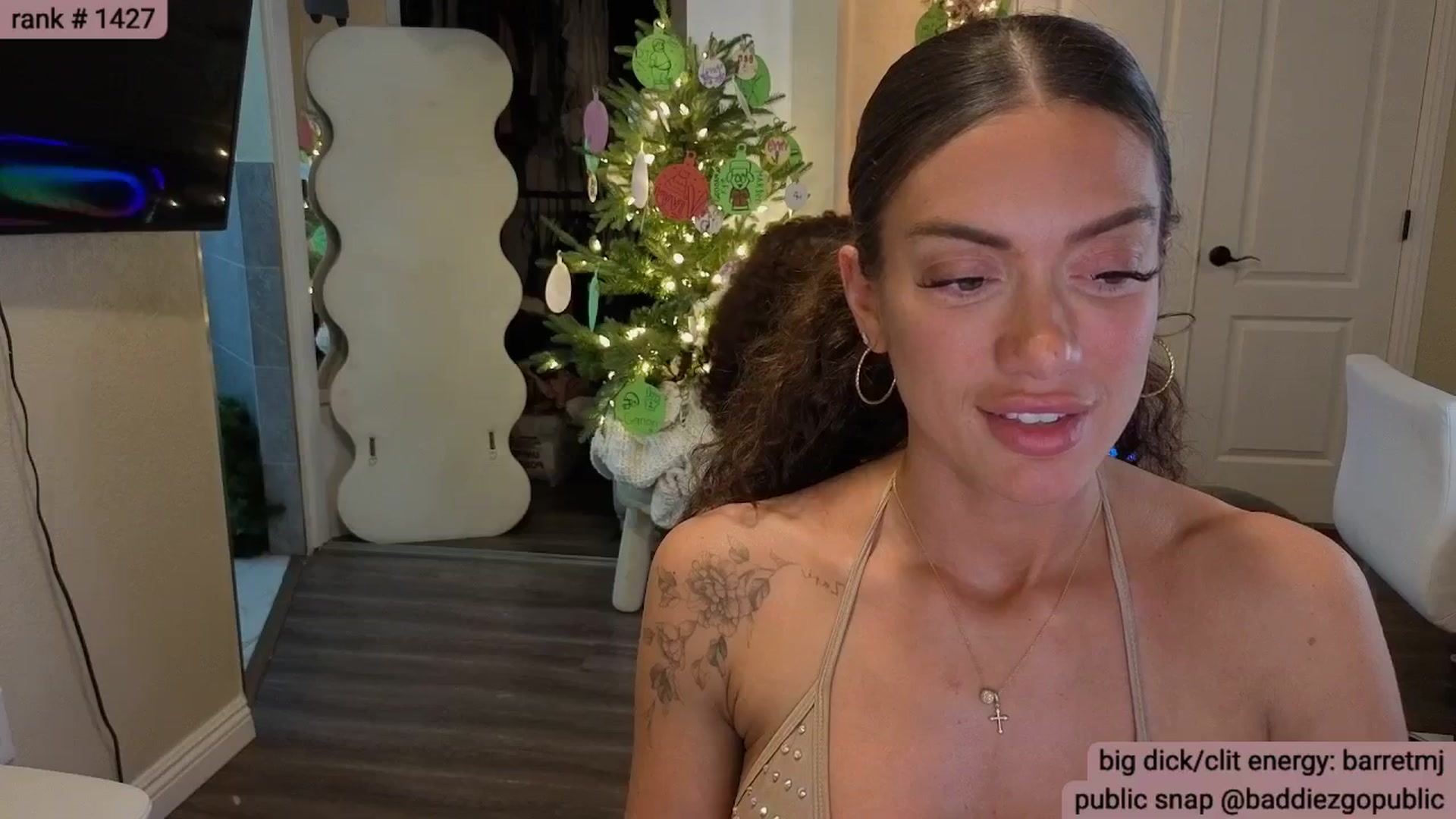 Gallery image thumbnail from KylieNicole's myfreecams stream on, 01/04/2026, 07:26 image 17 of 20
