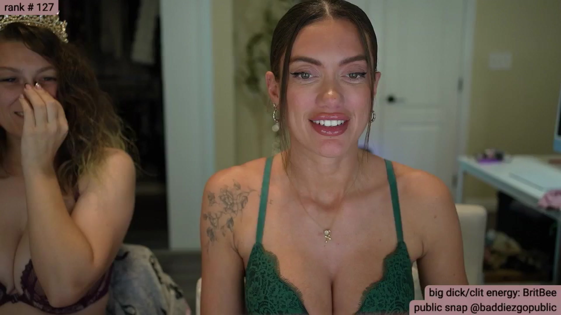 Gallery image thumbnail from KylieNicole's myfreecams stream on, 01/15/2026, 07:08 image 15 of 20