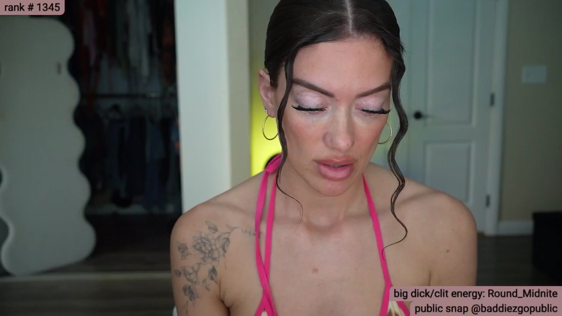 Gallery image thumbnail from KylieNicole's myfreecams stream on, 03/11/2026, 24:33 image 18 of 20